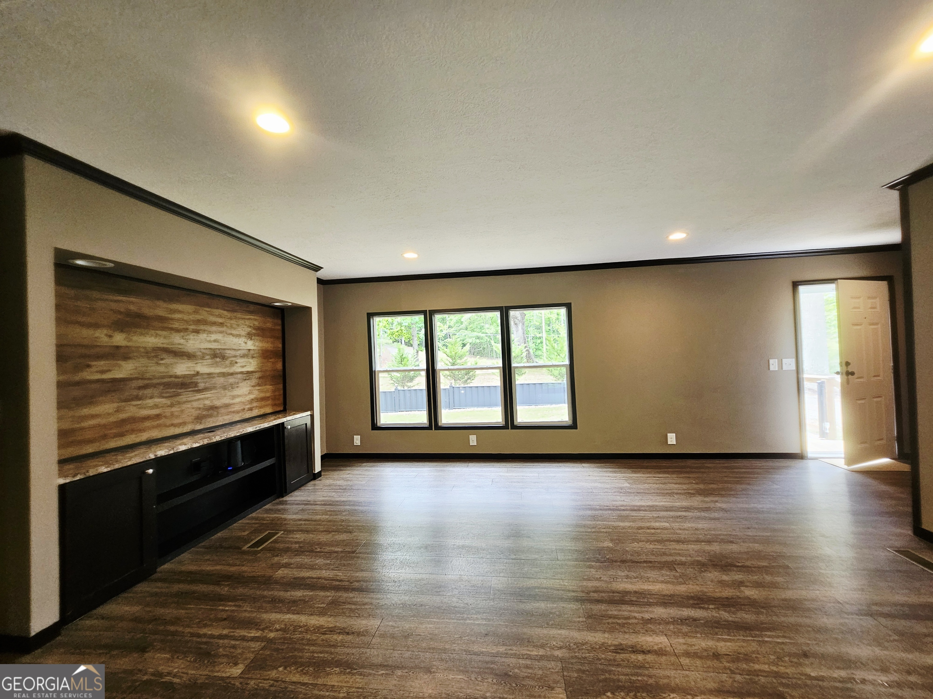 3585 W. Highway 34 Newnan GA 30263