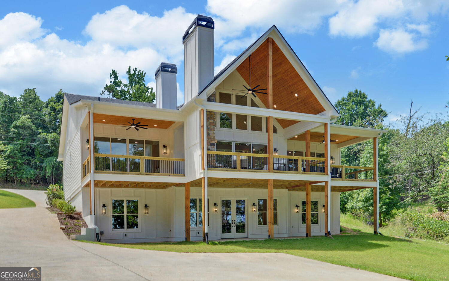 672 Tugaloo Heights Circle Lavonia GA 30553
