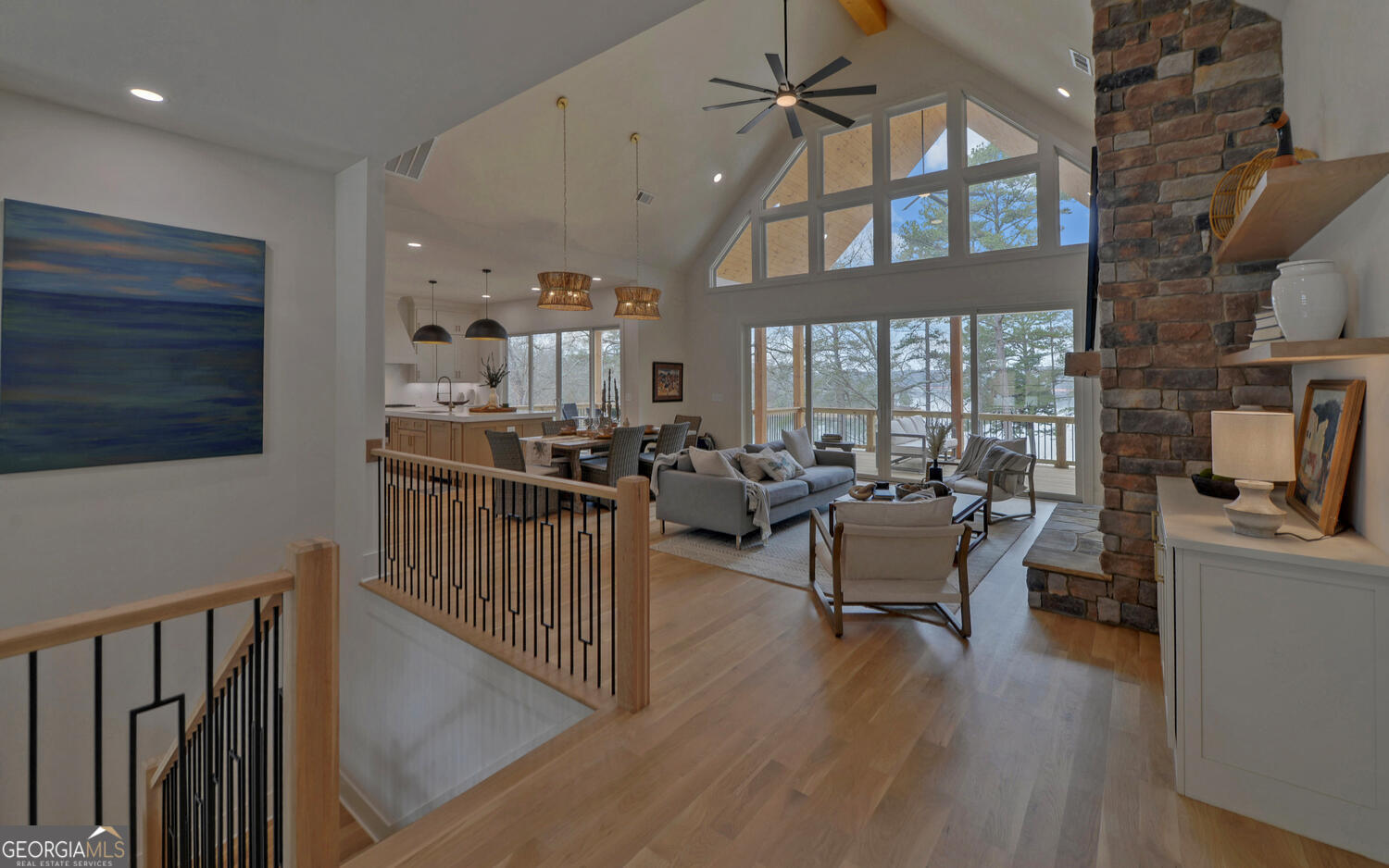 672 Tugaloo Heights Circle Lavonia GA 30553