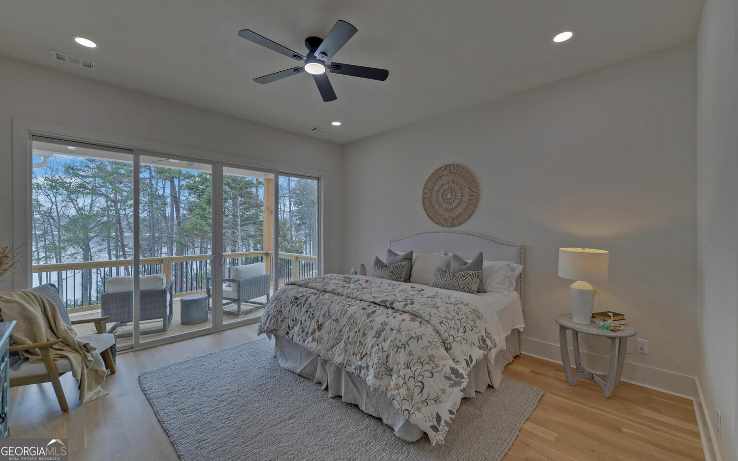 672 Tugaloo Heights Circle Lavonia GA 30553