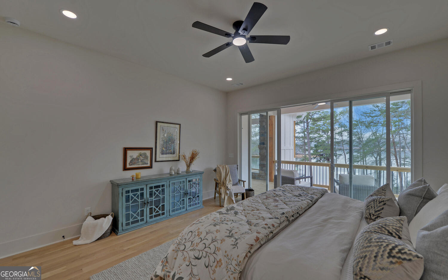 672 Tugaloo Heights Circle Lavonia GA 30553