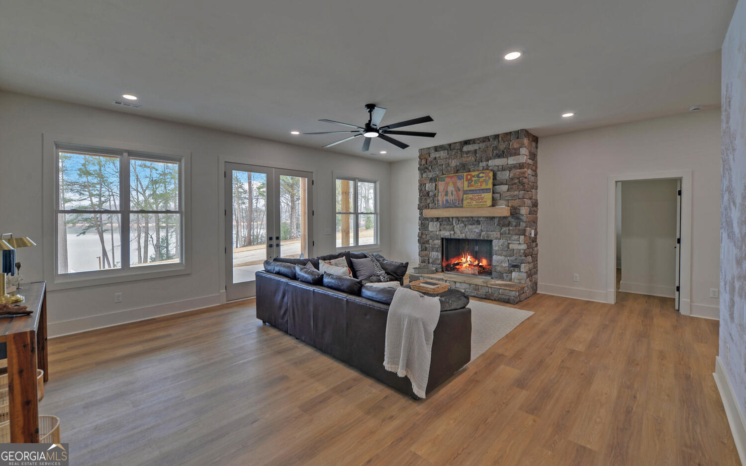 672 Tugaloo Heights Circle Lavonia GA 30553