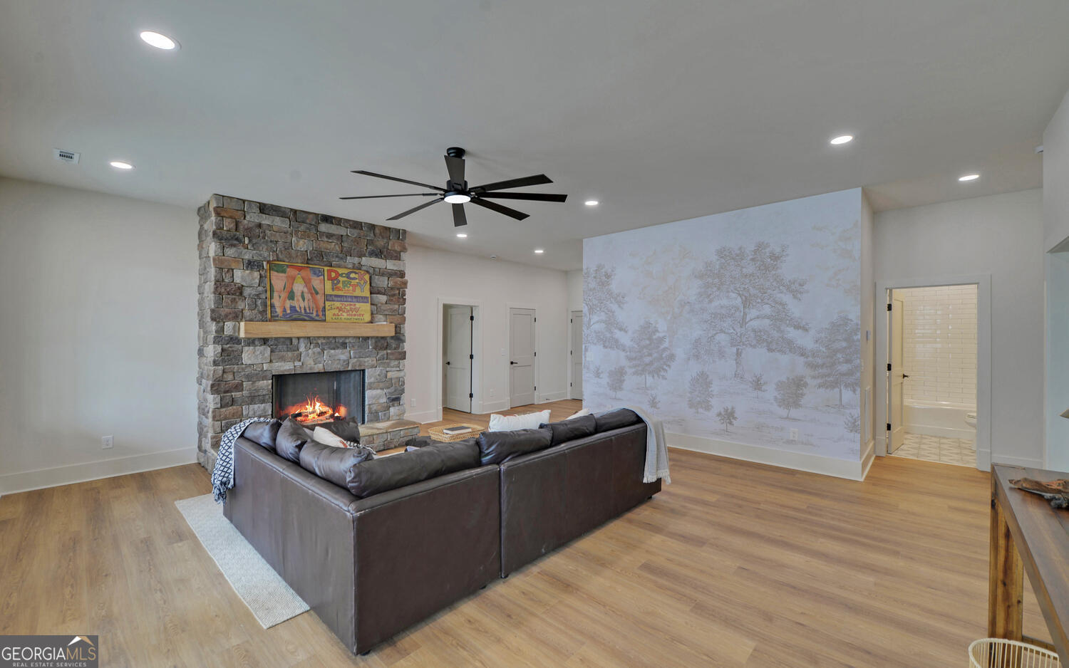 672 Tugaloo Heights Circle Lavonia GA 30553