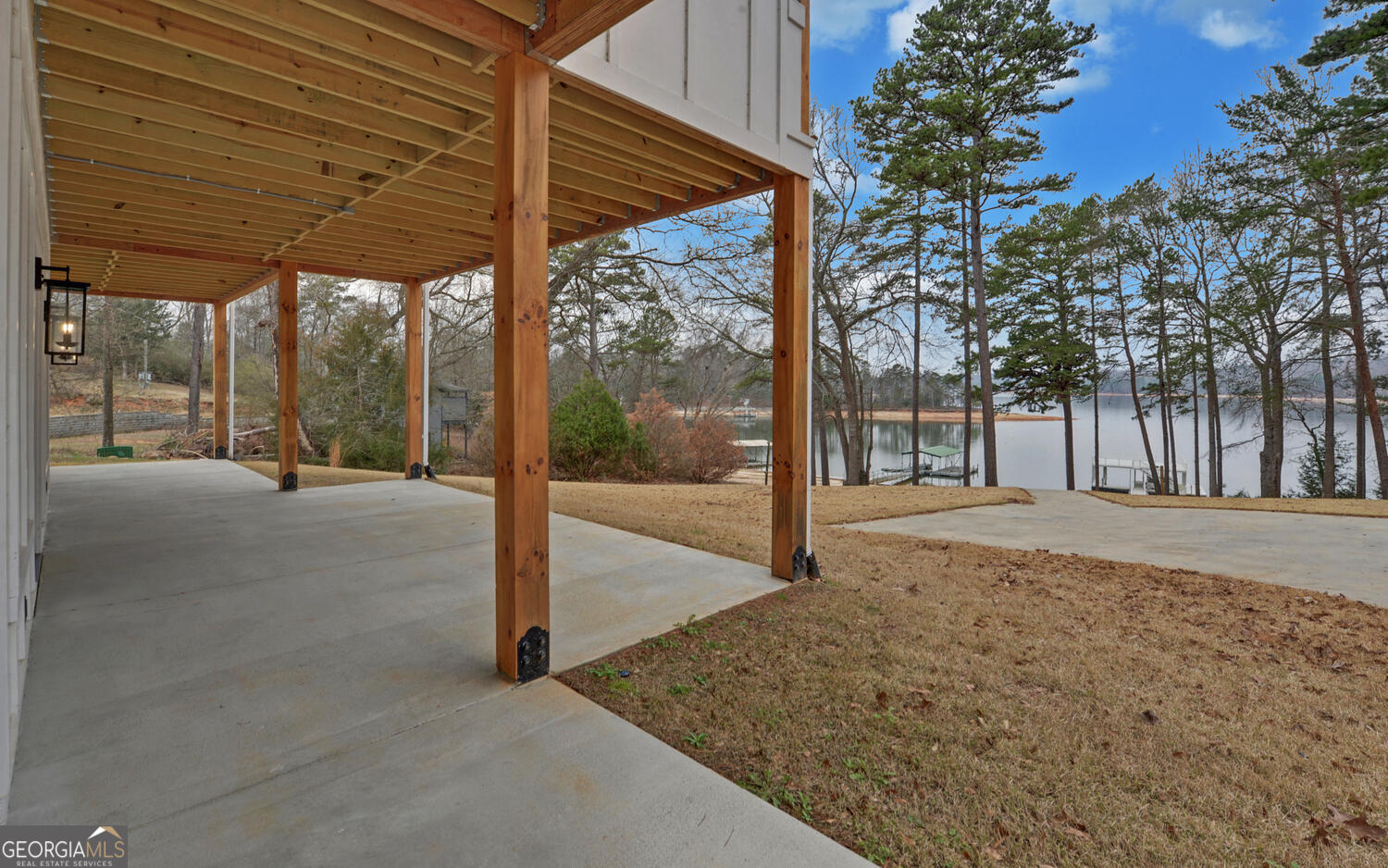 672 Tugaloo Heights Circle Lavonia GA 30553