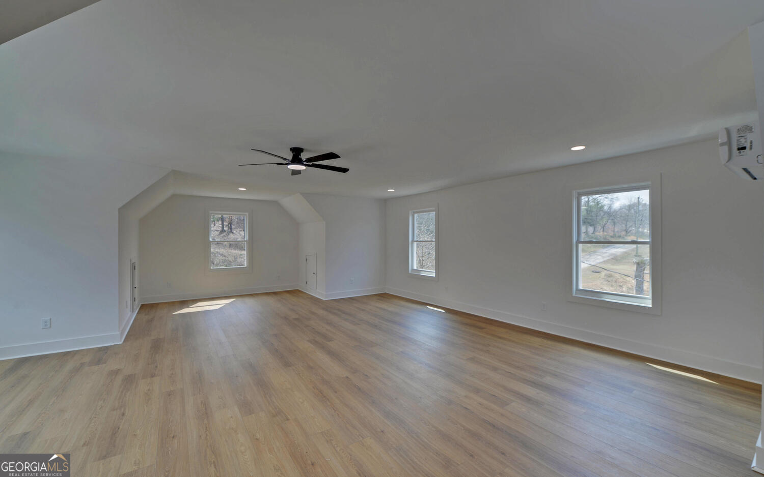 672 Tugaloo Heights Circle Lavonia GA 30553