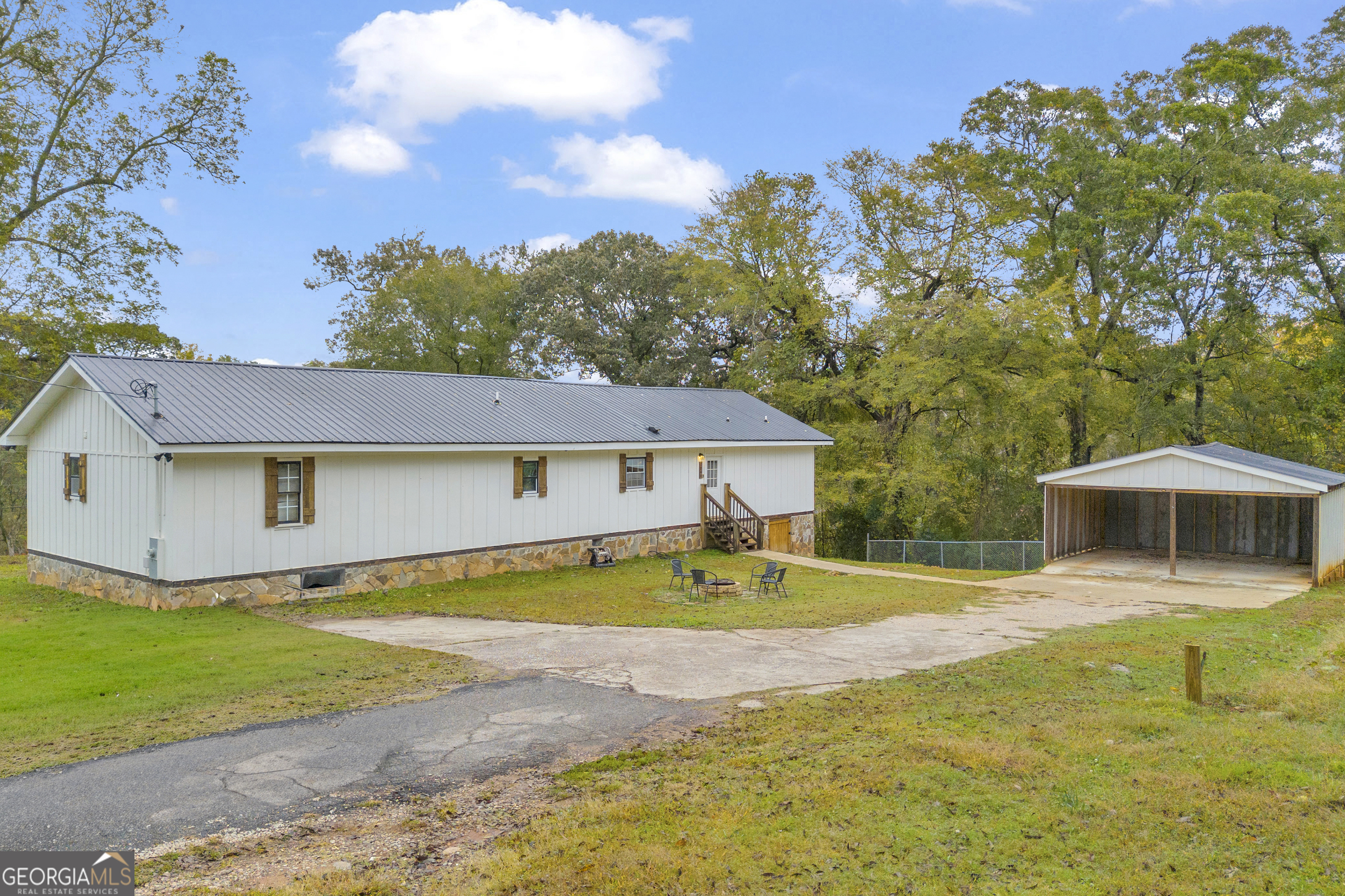 1060 Stephens Street Greensboro GA 30642