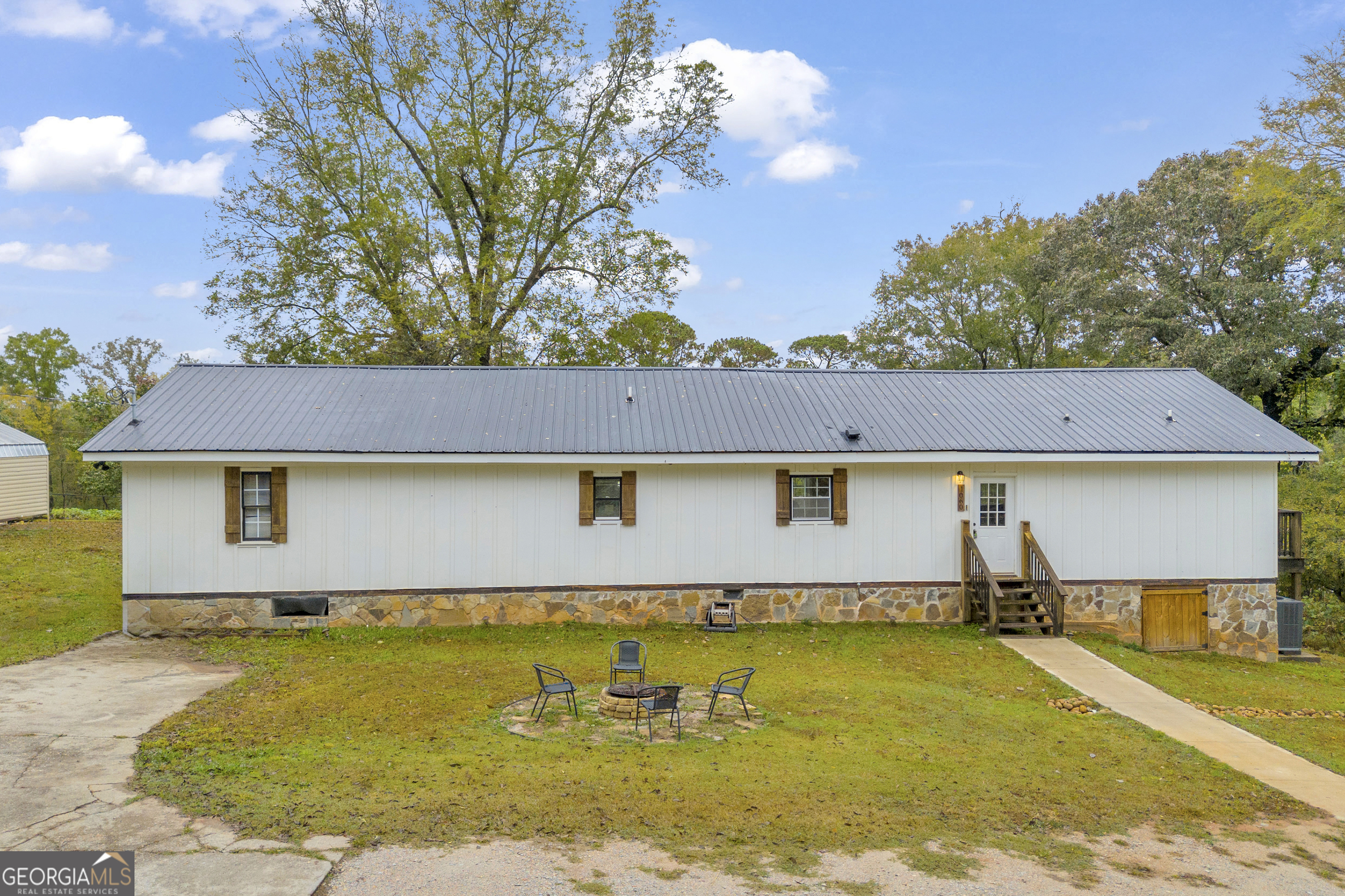 1060 Stephens Street Greensboro GA 30642