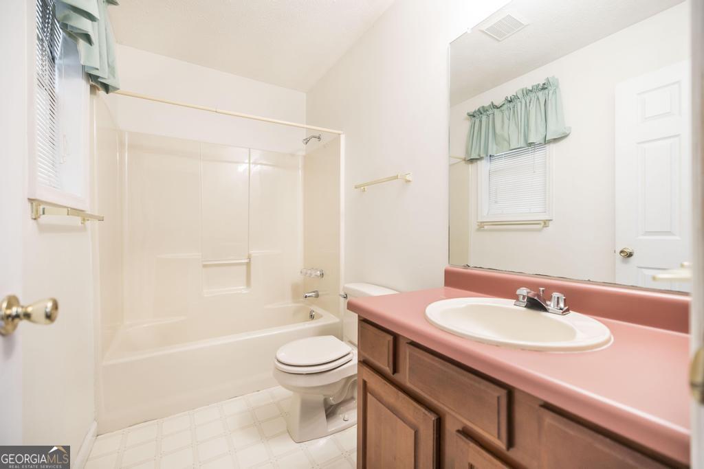 904 Robinhood Road Dublin GA 31021