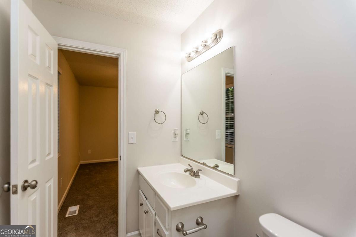 498 Remington Lane Acworth GA 30101