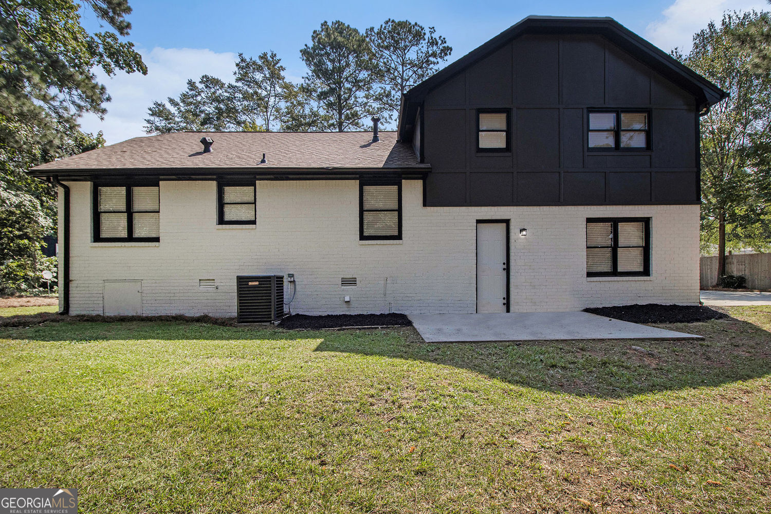2180 E Chester Circle SE Conyers GA 30013