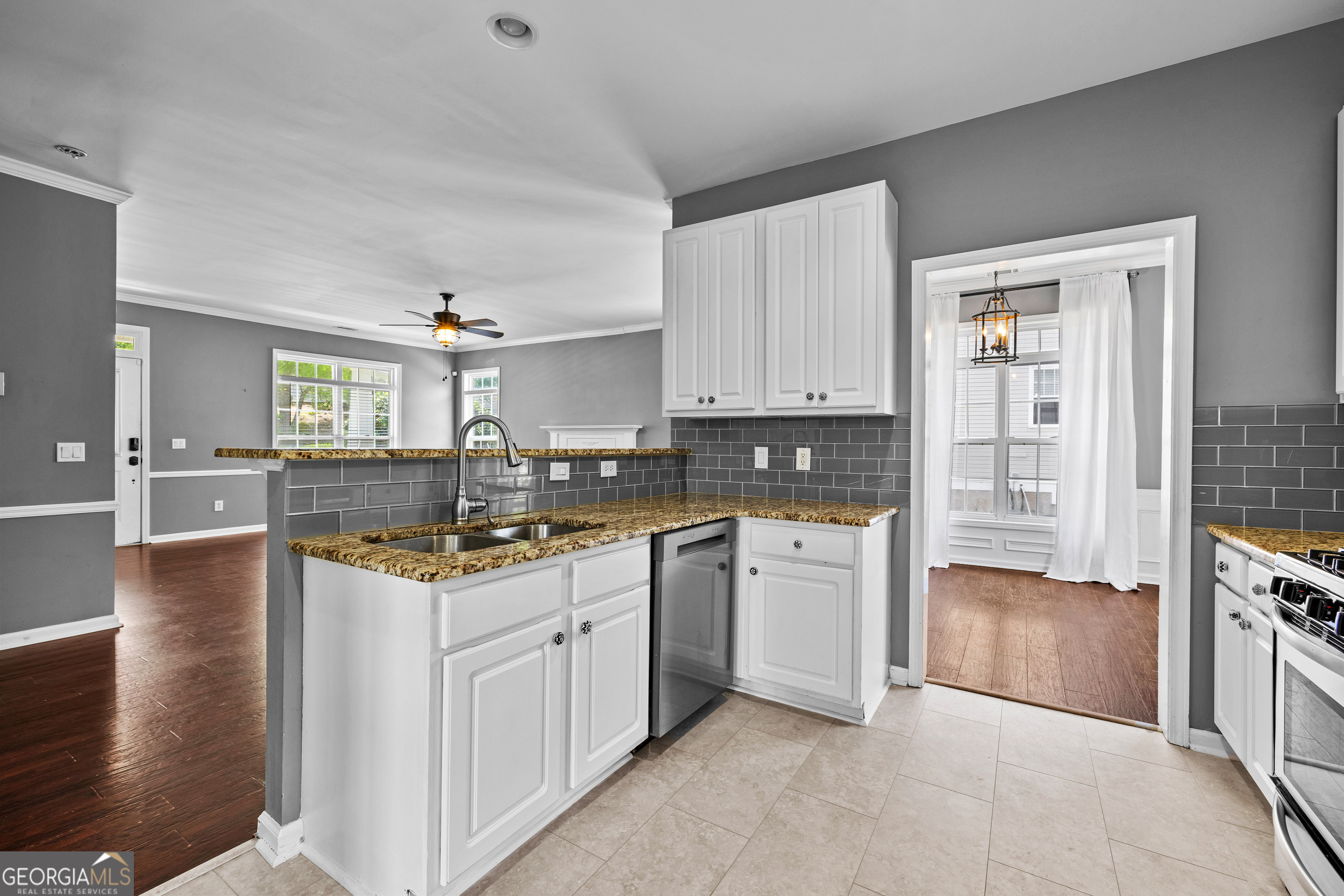 39 The Crescent Newnan GA 30263