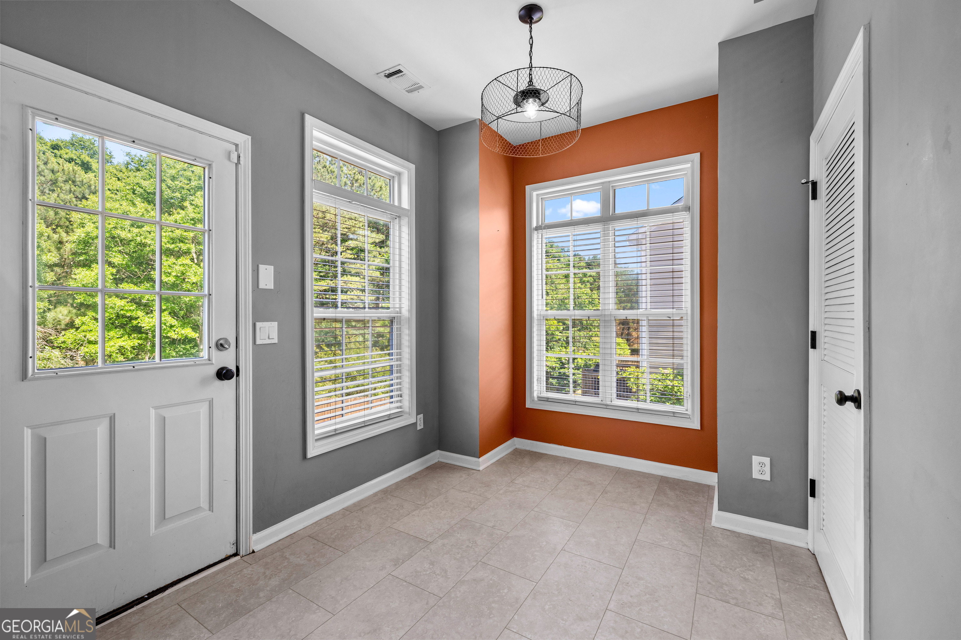 39 The Crescent Newnan GA 30263