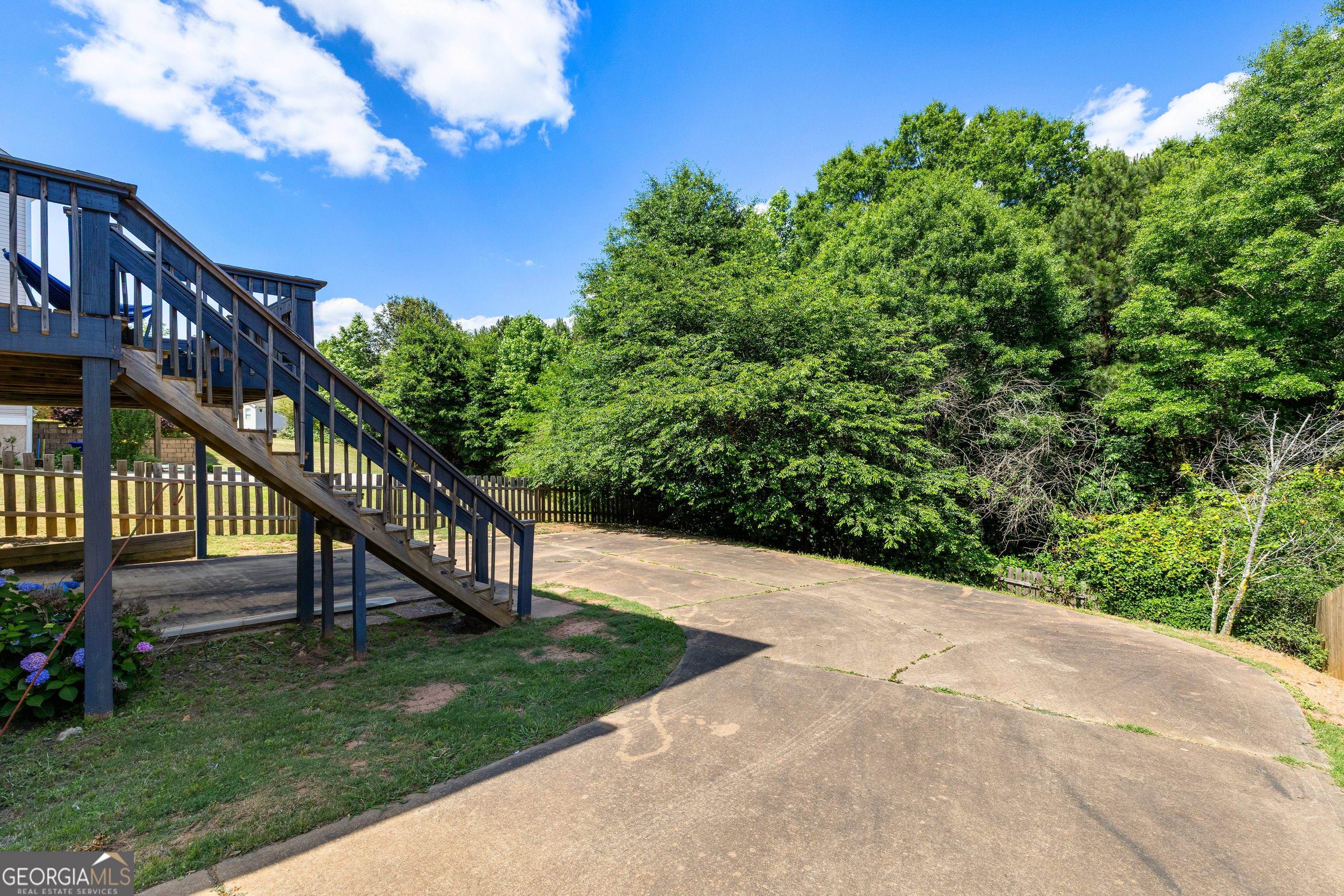 39 The Crescent Newnan GA 30263