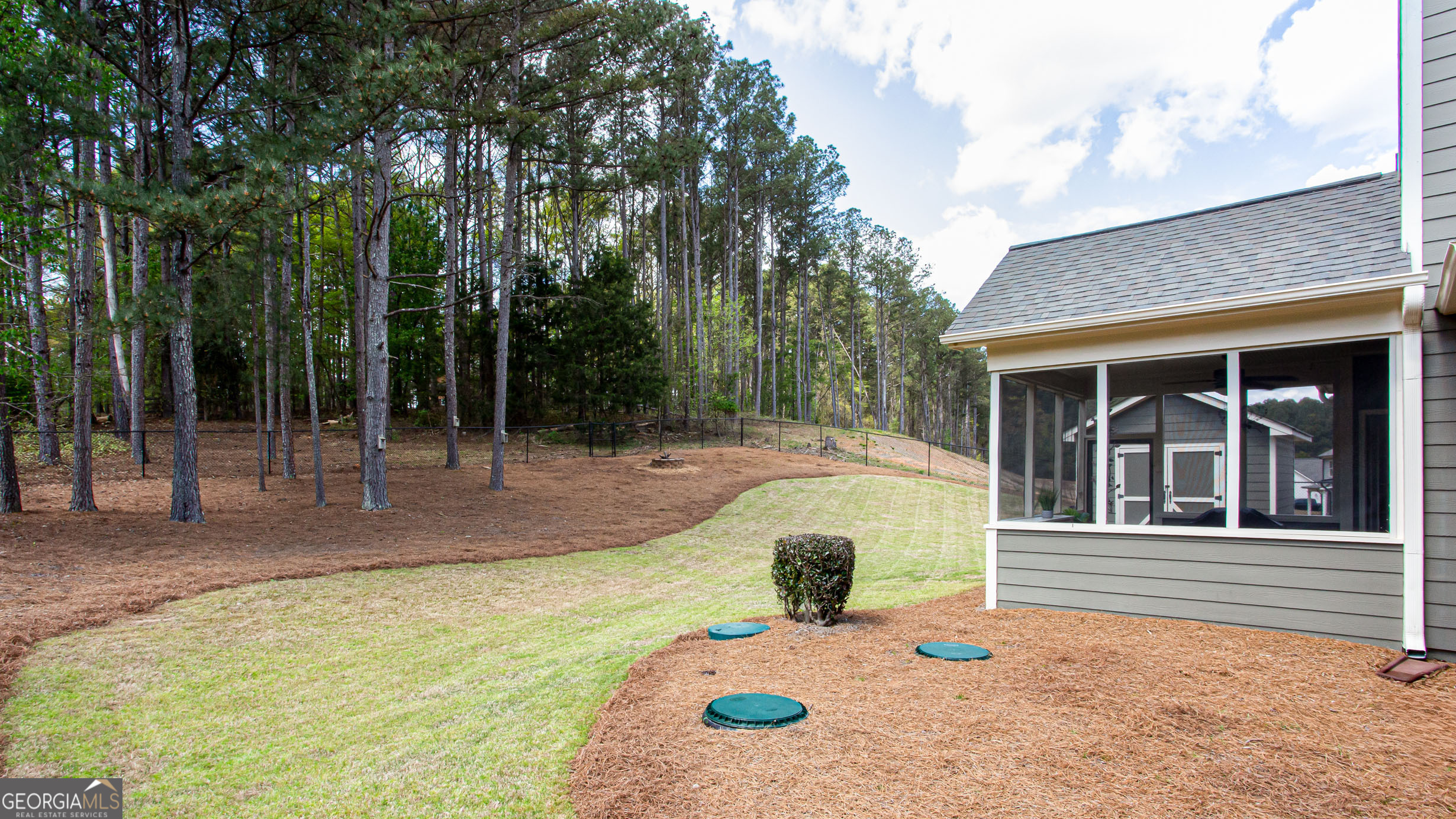 1617 Maes Overlook Loganville GA 30052