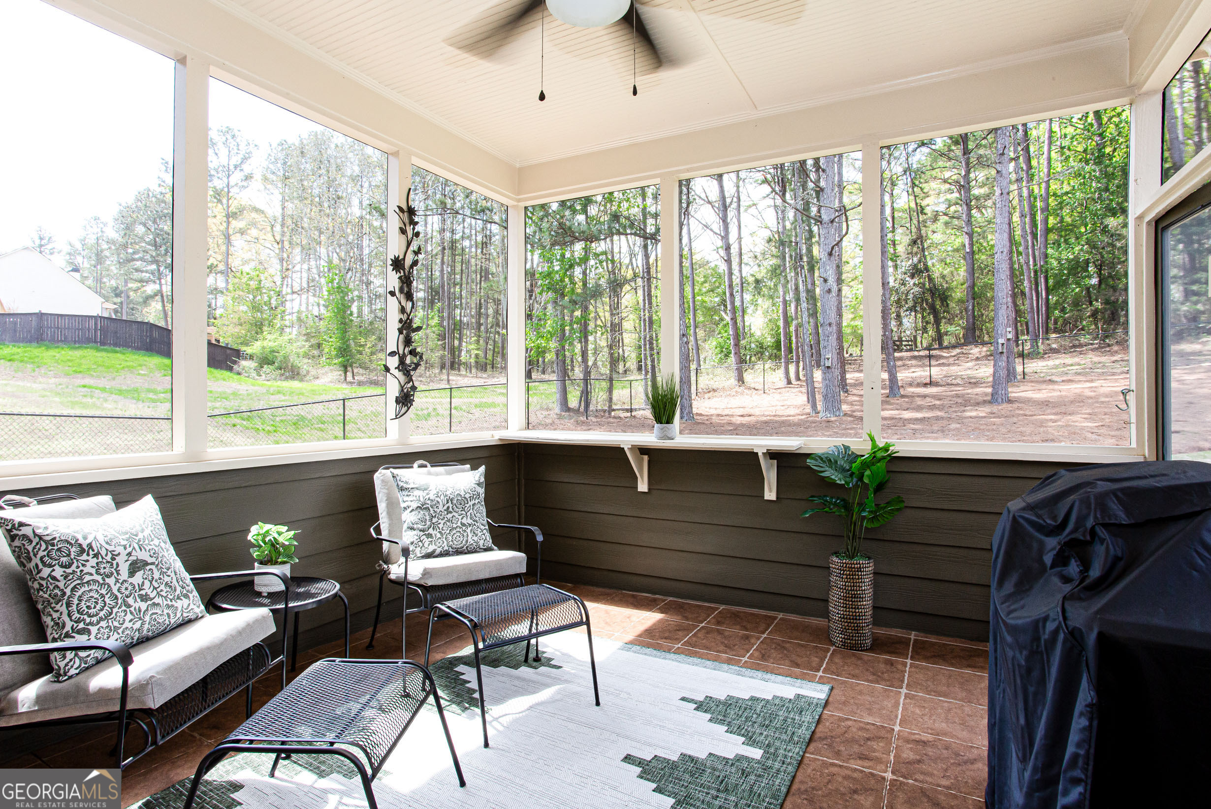 1617 Maes Overlook Loganville GA 30052