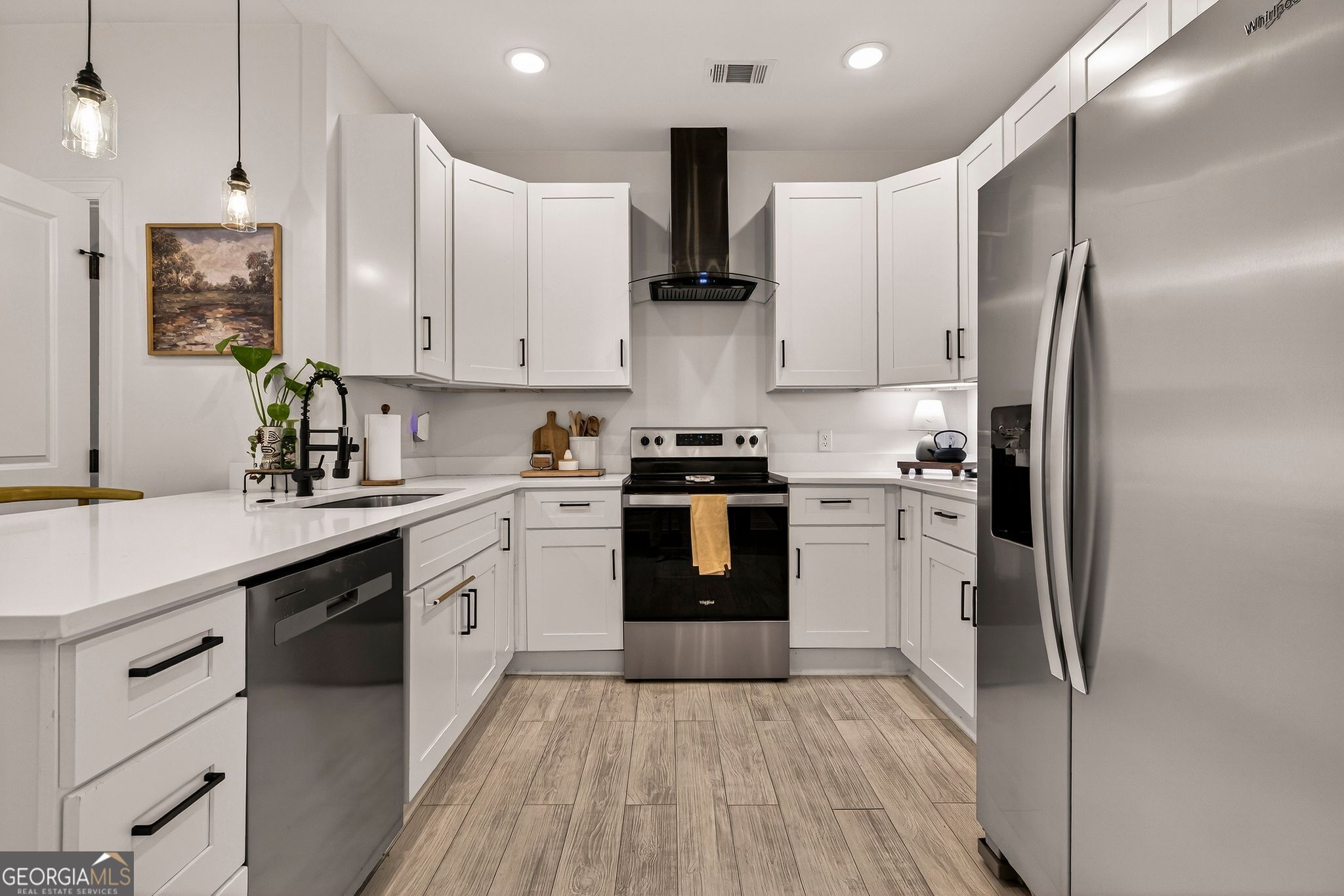 1306 E Waldburg Street Savannah GA 31404