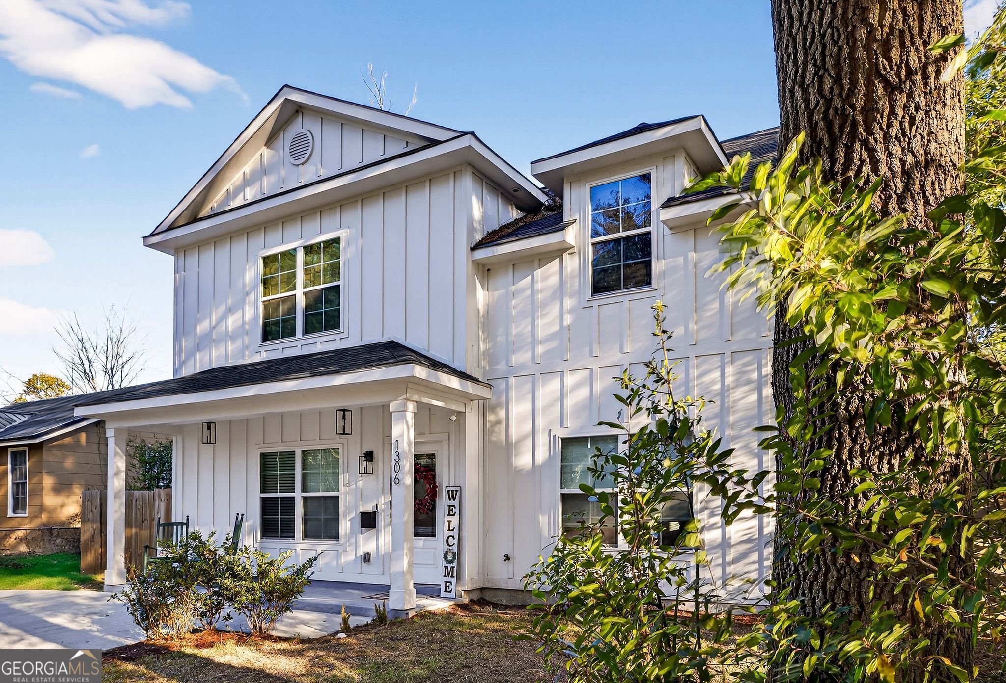 1306 E Waldburg Street Savannah GA 31404