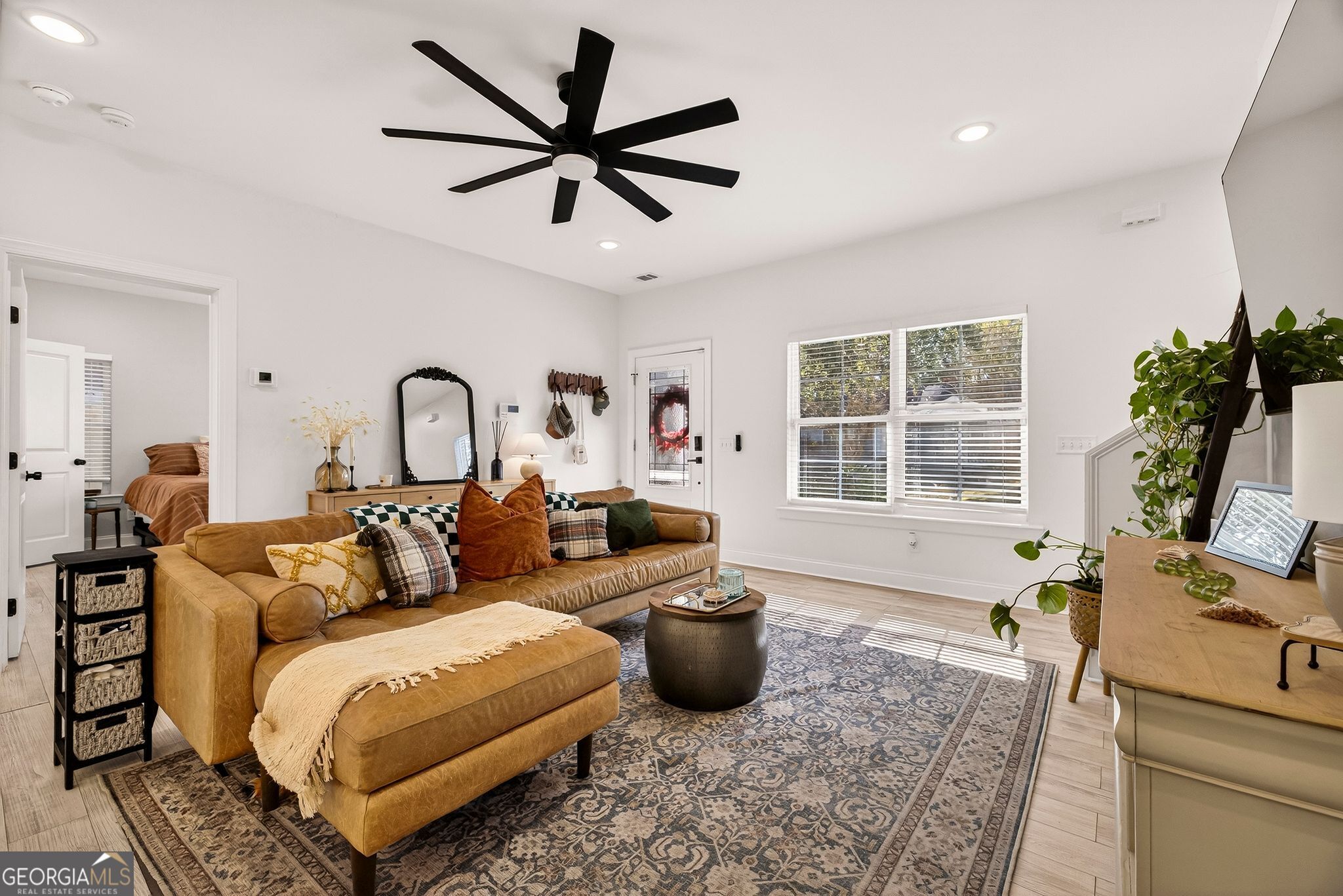 1306 E Waldburg Street Savannah GA 31404