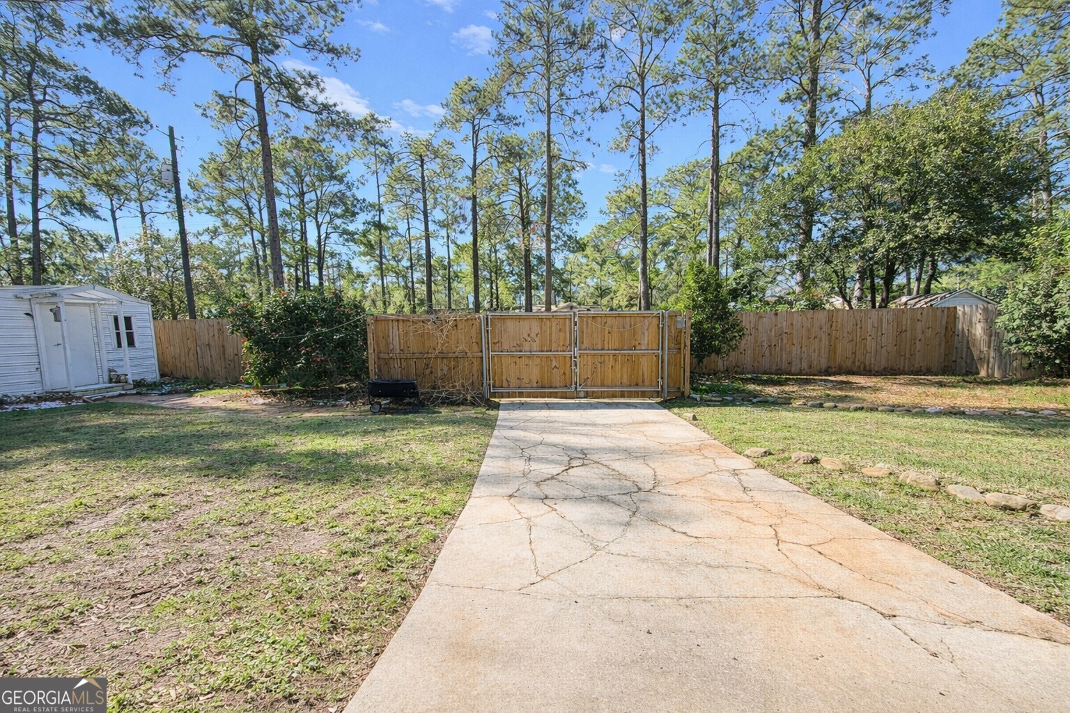 2318 Meadow Brook Lane Albany GA 31707