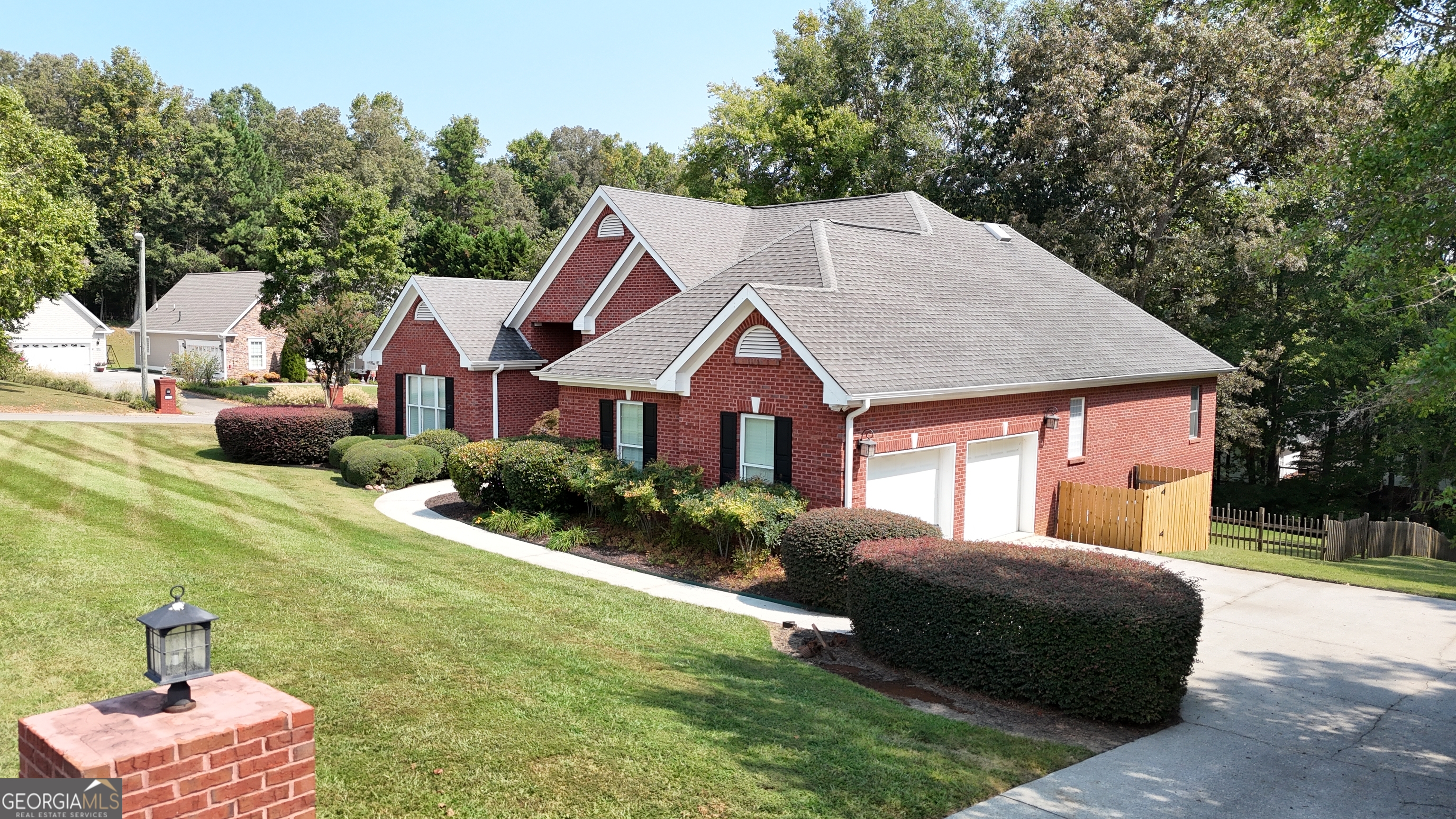 201 E Tennant Circle Chickamauga GA 30707