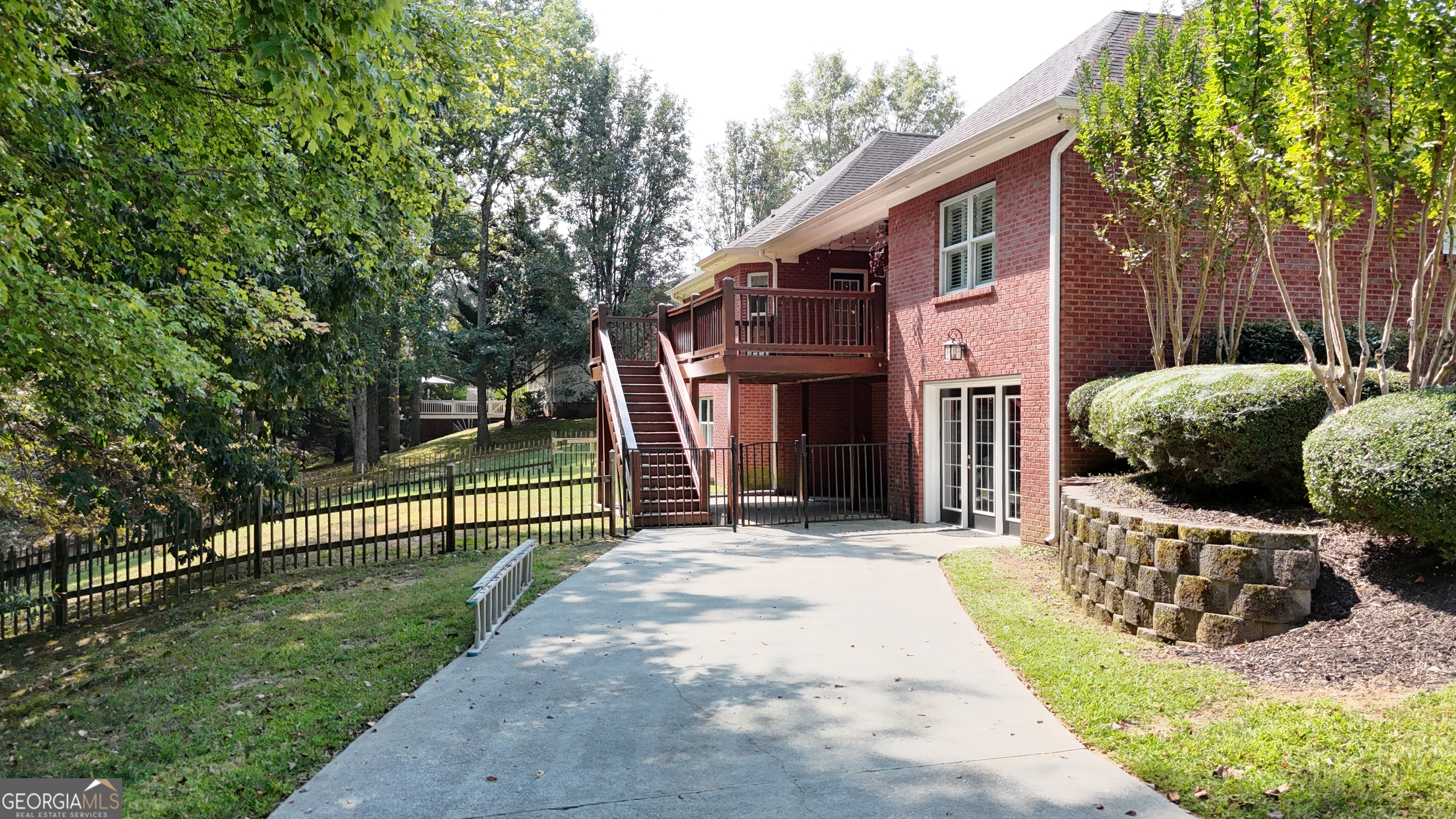 201 E Tennant Circle Chickamauga GA 30707