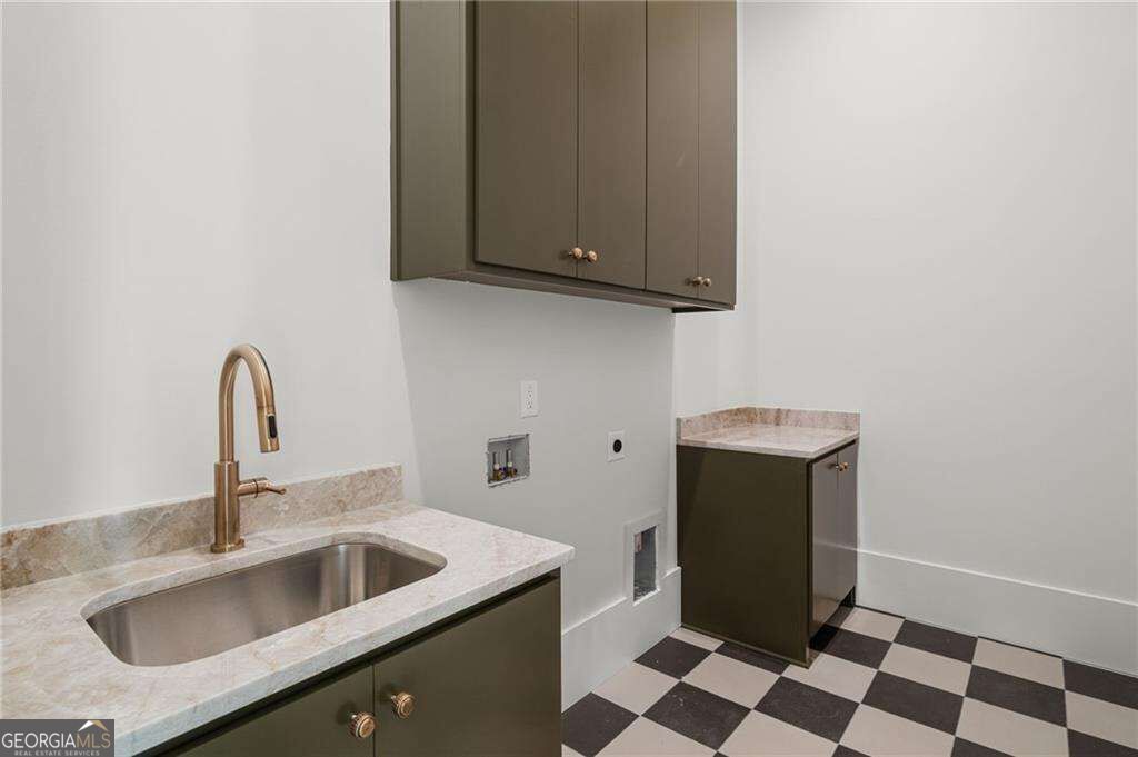 175 Pebble Trail Alpharetta GA 30009
