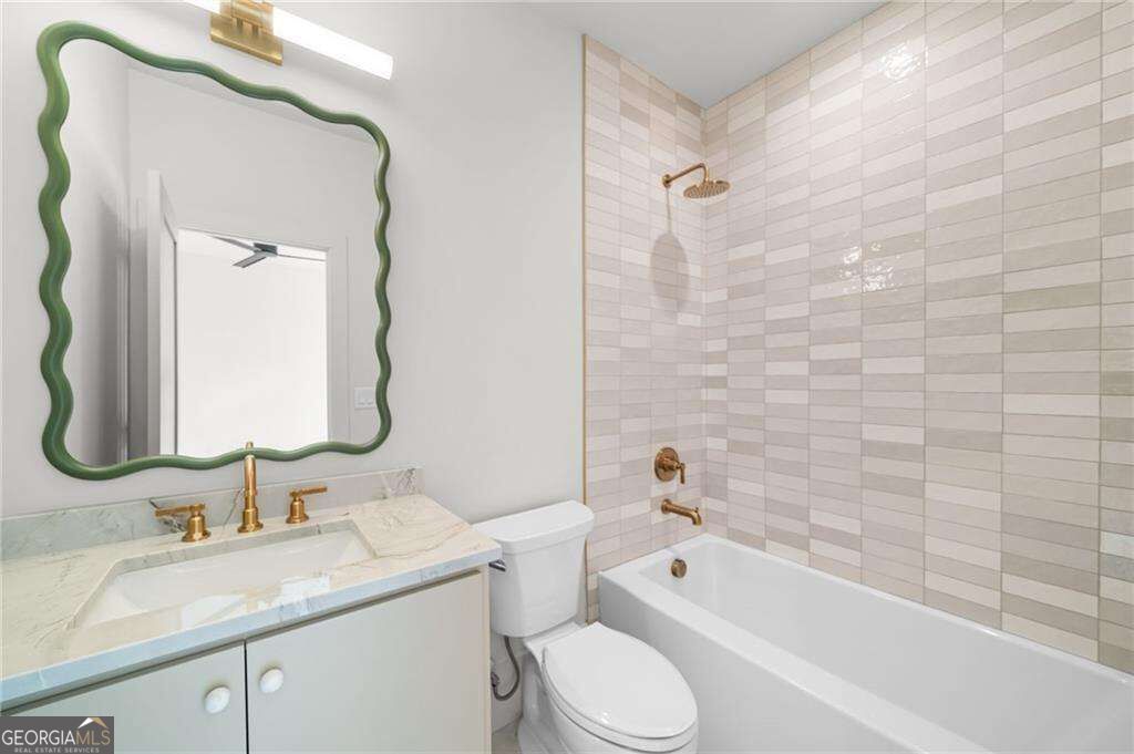 175 Pebble Trail Alpharetta GA 30009