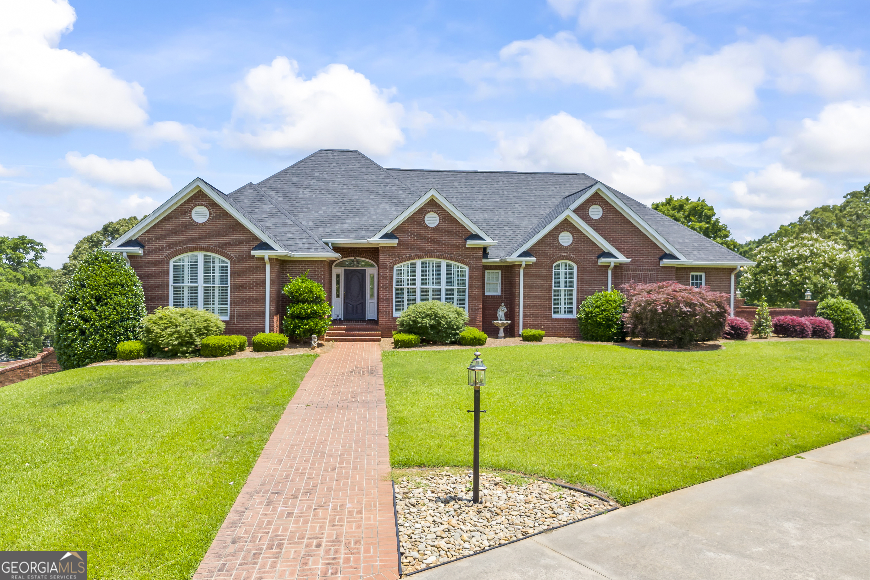 152 Lace Field Lane Lavonia GA 30553