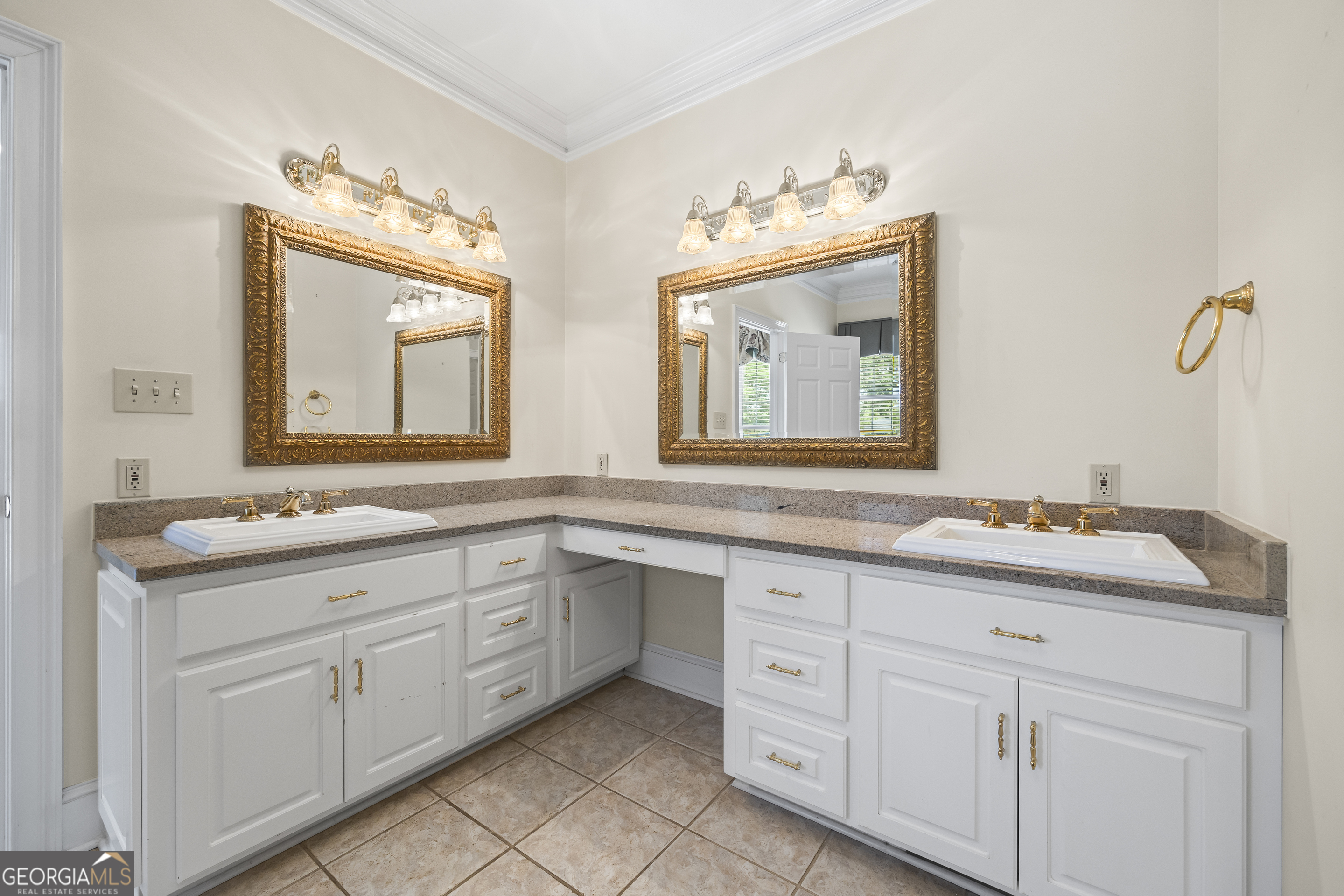 152 Lace Field Lane Lavonia GA 30553