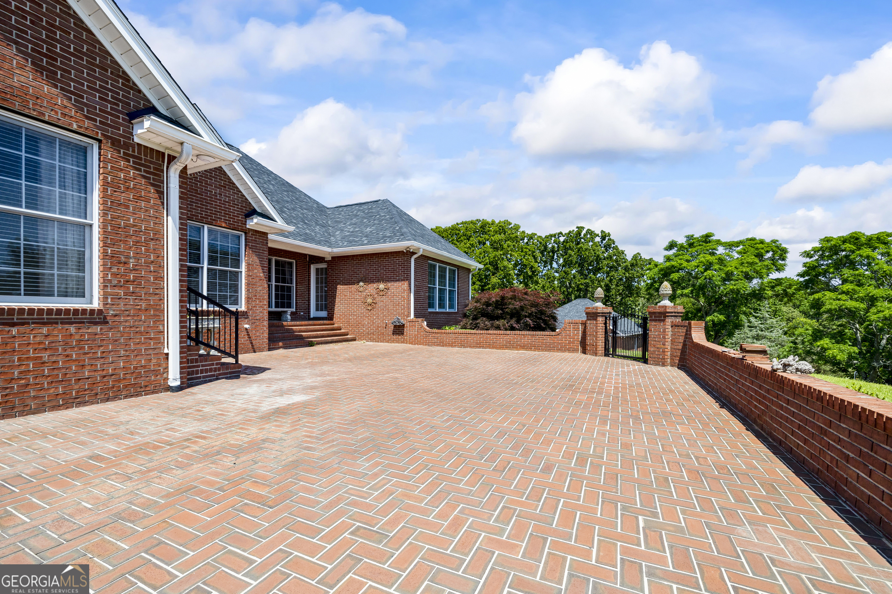 152 Lace Field Lane Lavonia GA 30553