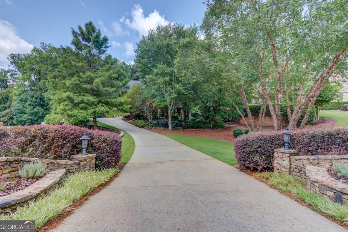 2450 Shumard Oak Drive Braselton GA 30517