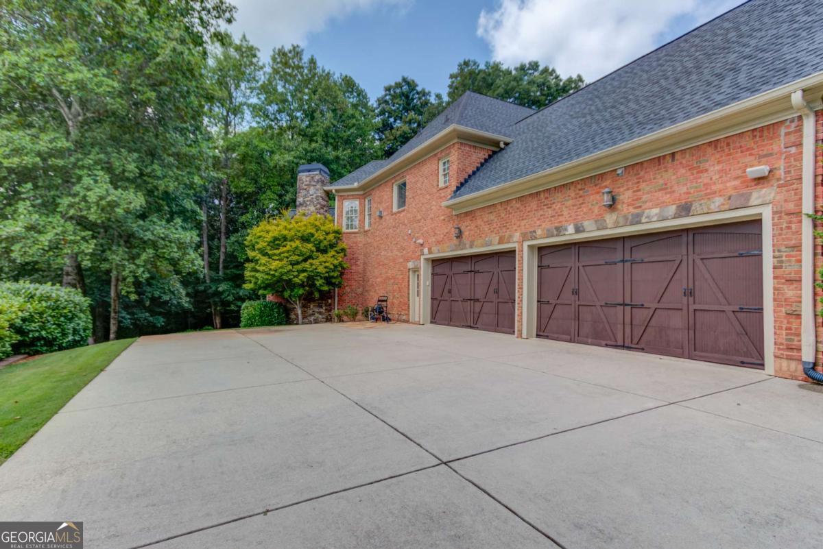 2450 Shumard Oak Drive Braselton GA 30517