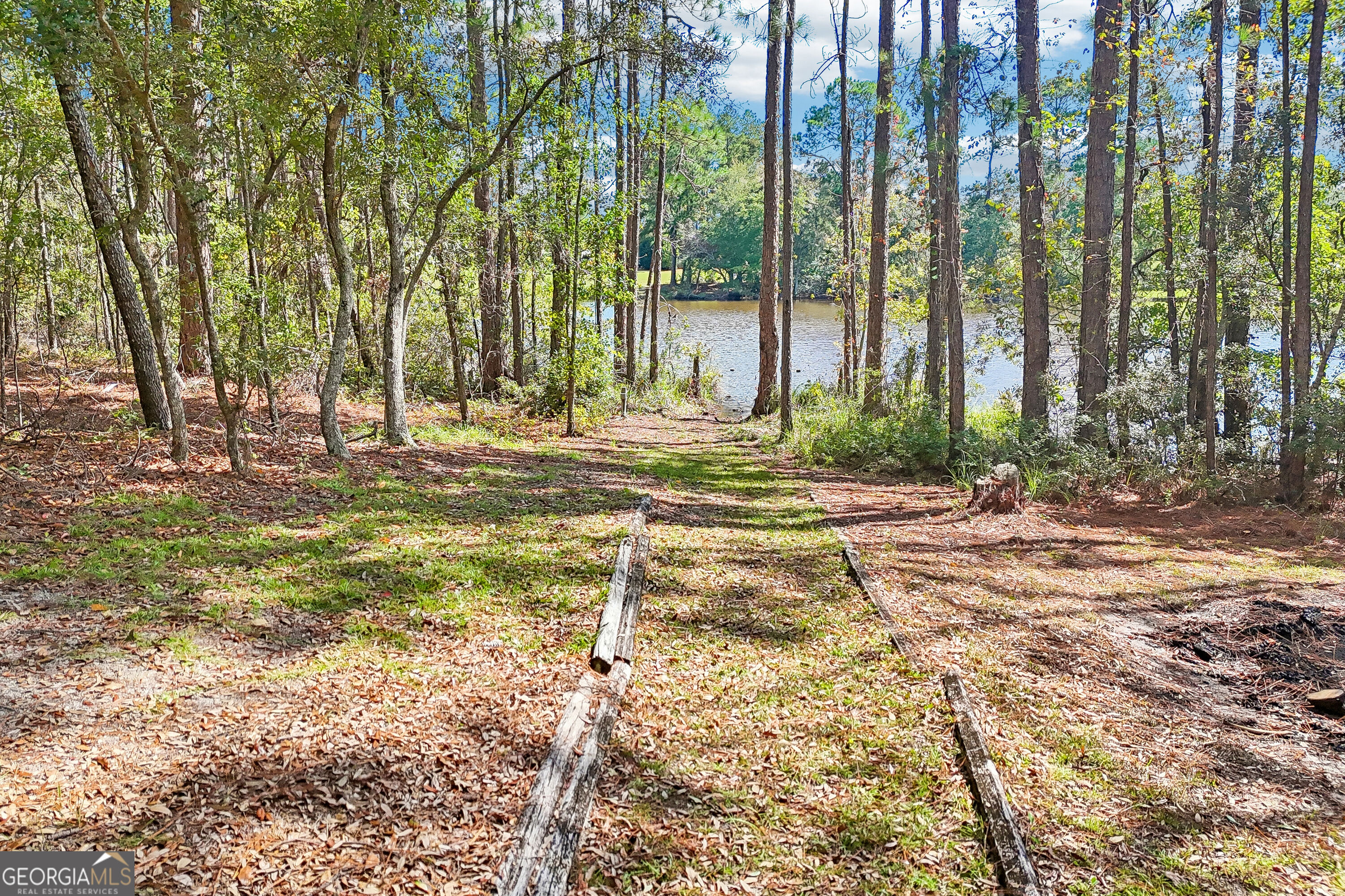 72 Quail Lake Drive Swainsboro GA 30401