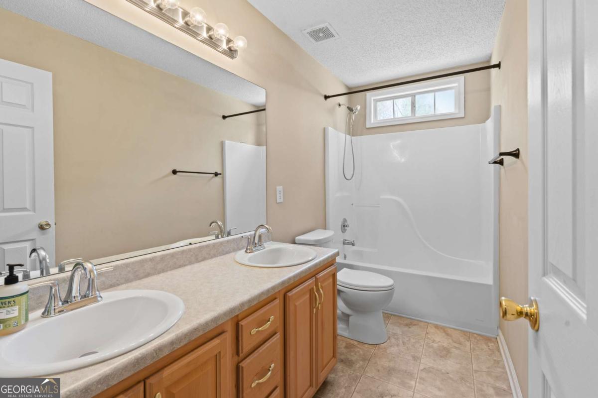 29 Westview Court Hiram GA 30141