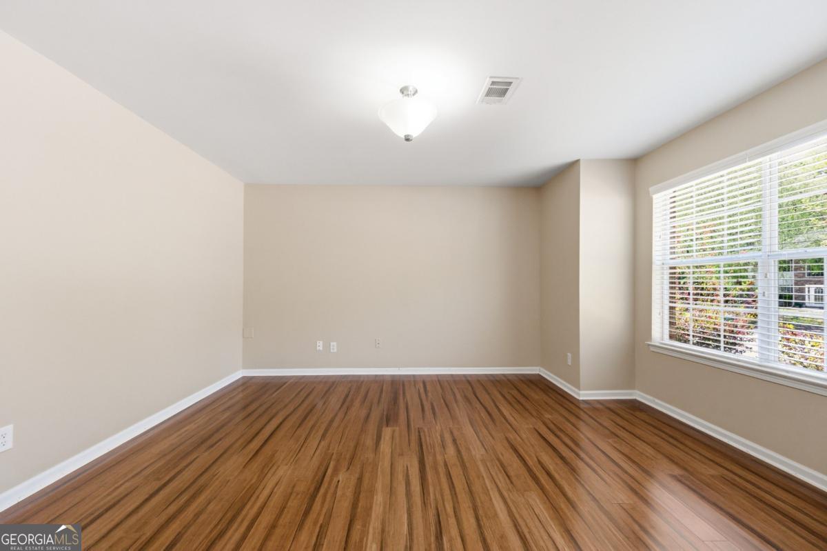 130 Apache Street SW Atlanta GA 30331