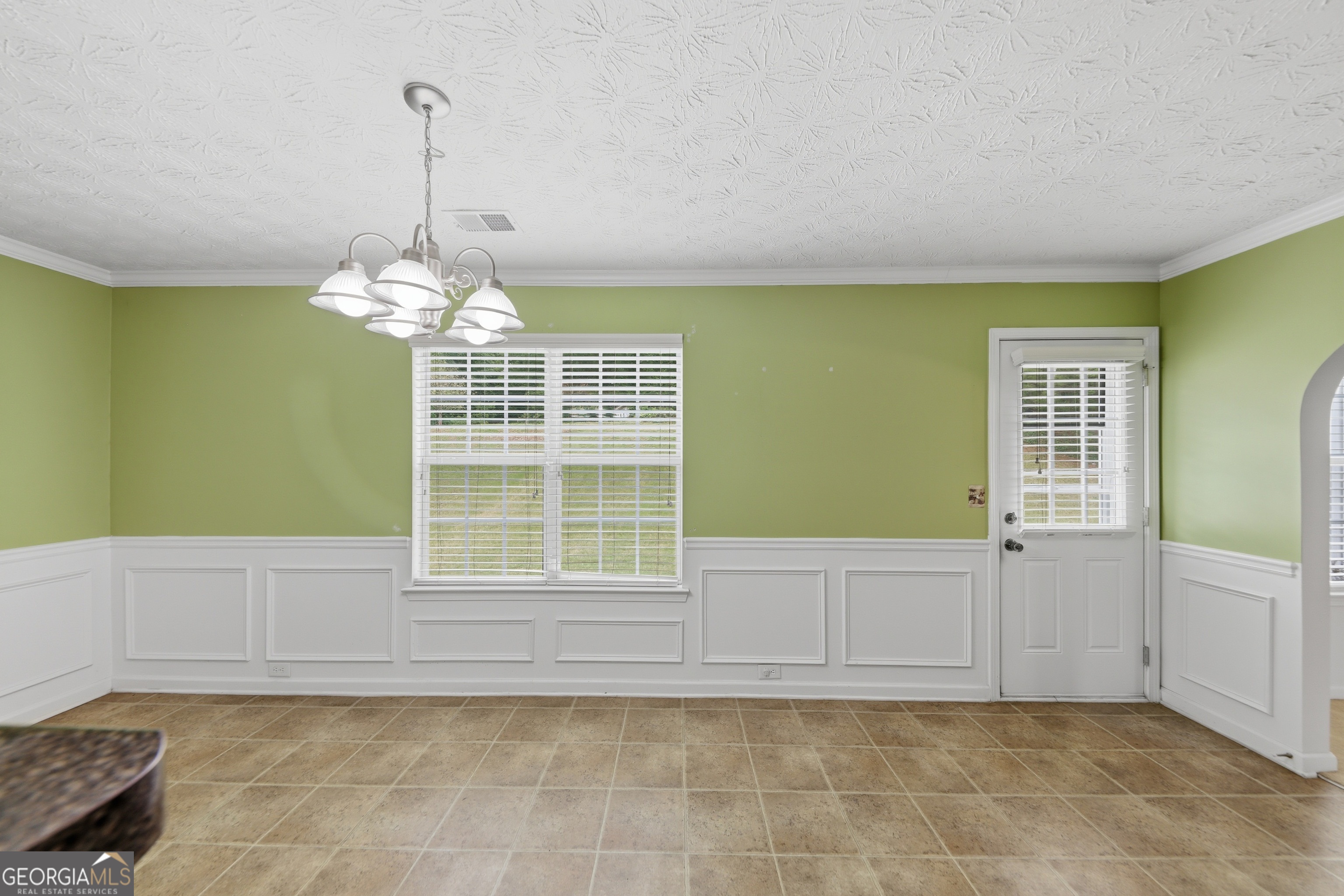 4693 Shaded Oak Lane Forest Park GA 30297