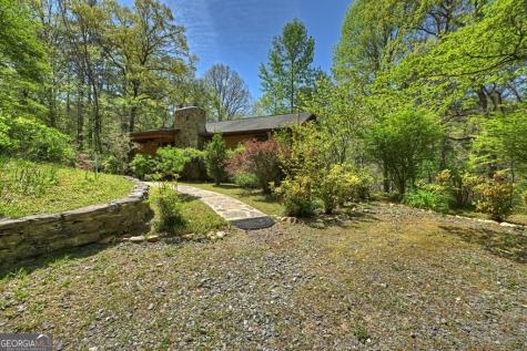 509 Ponderosa Road Ellijay GA 30540