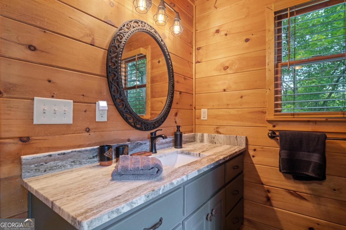 60 Clubhouse Court Ellijay GA 30536