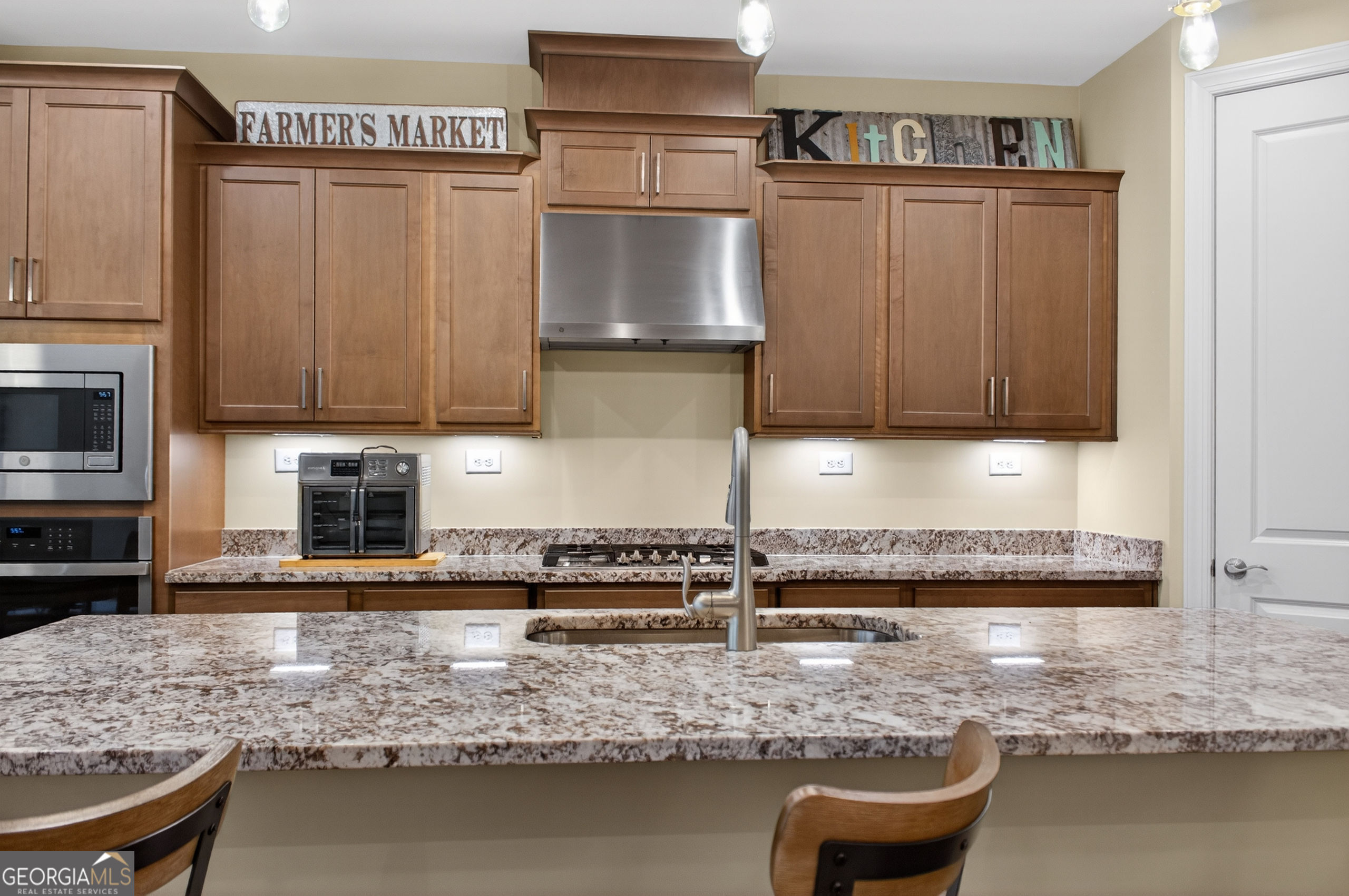 380 Falcon Way Hoschton GA 30548
