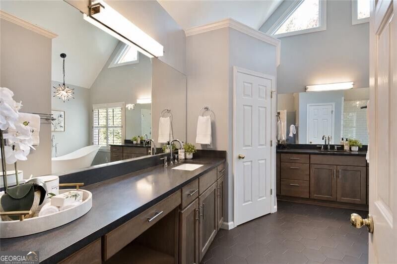 1175 Jennifer Oaks Drive Alpharetta GA 30004