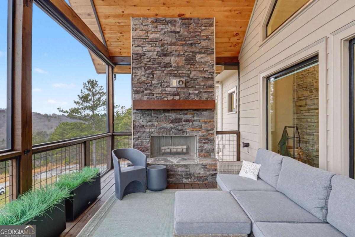 104 Sunset View Blairsville GA 30512