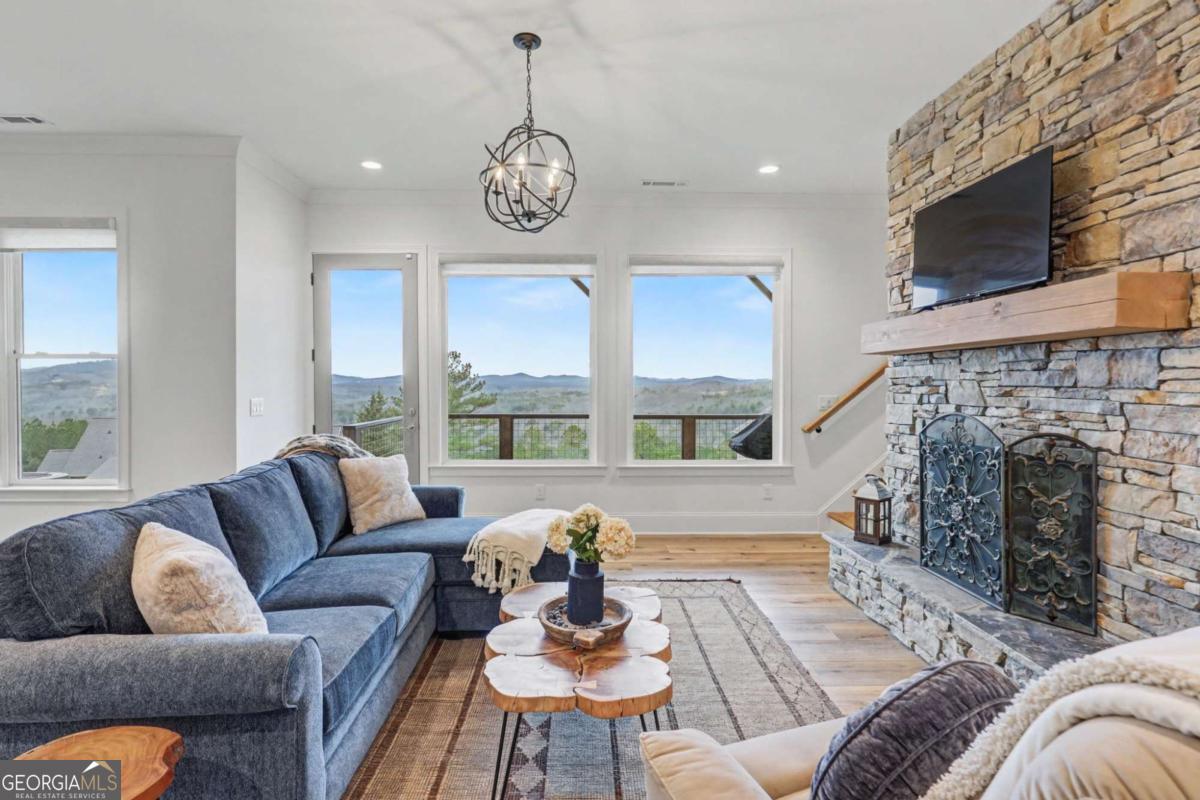 104 Sunset View Blairsville GA 30512