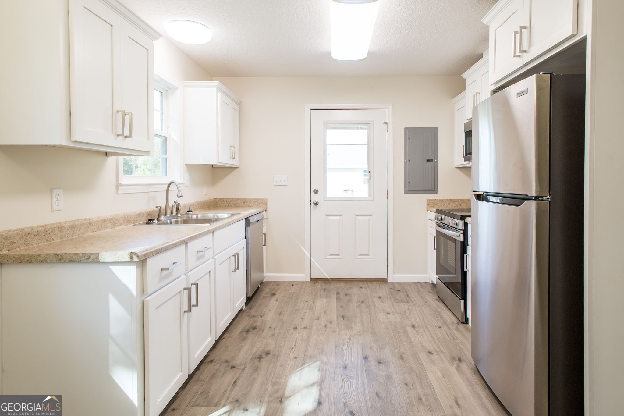 121 Union Street Waycross GA 31501