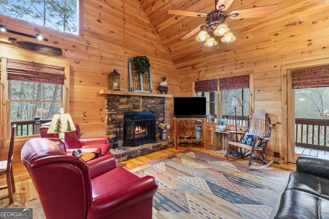 1204 Brookhaven Lane Blue Ridge GA 30513