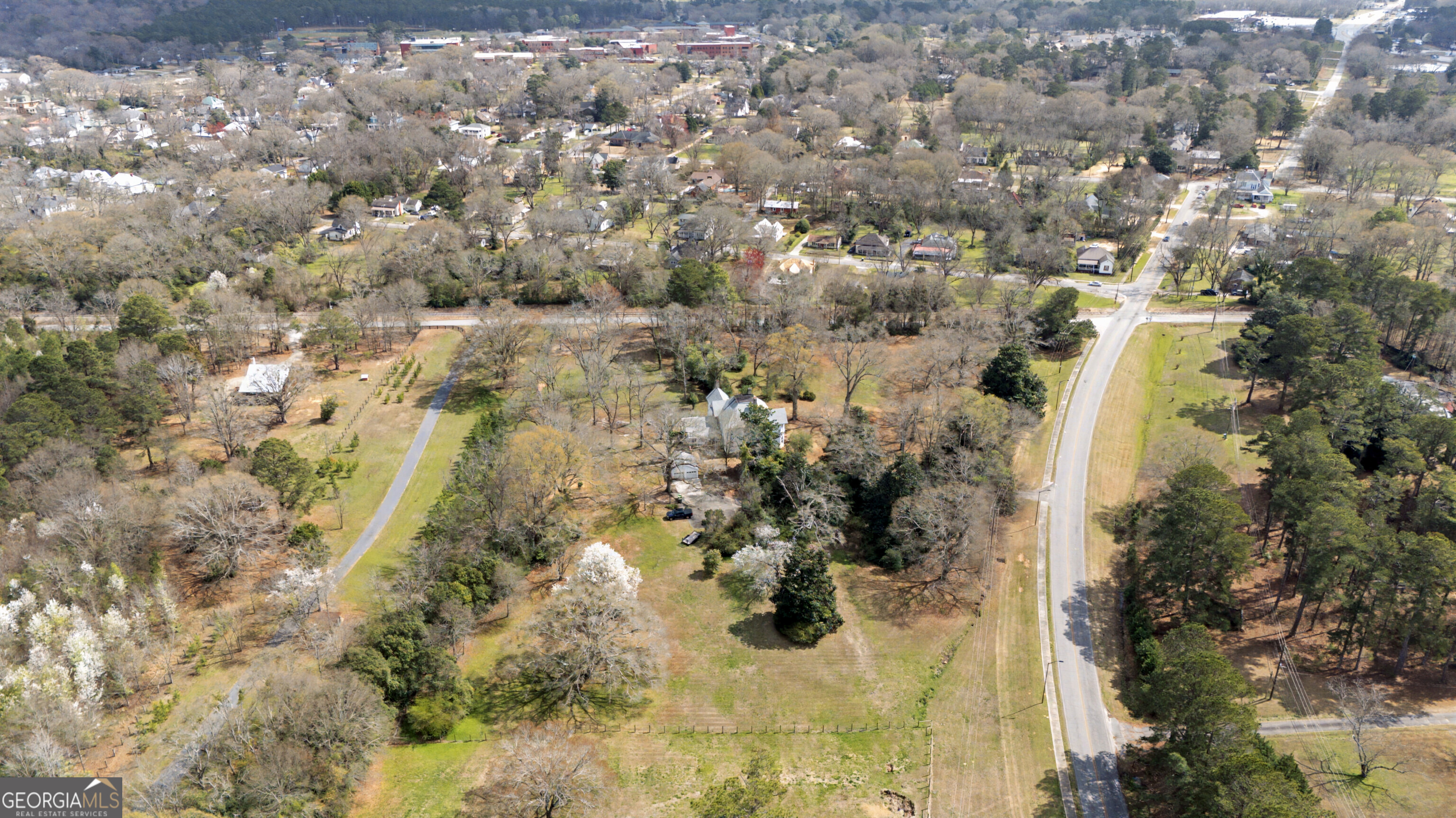 275 Rose Avenue Barnesville GA 30204