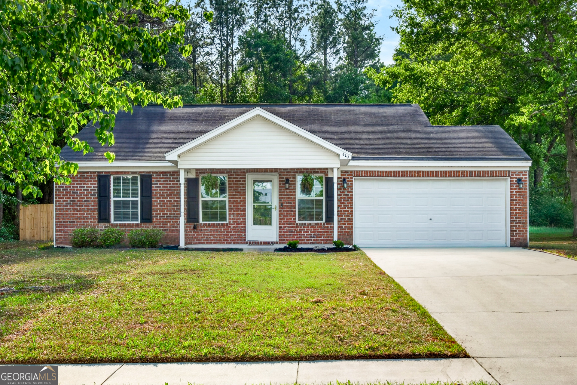 410 Shadowbrook Circle Springfield GA 31329