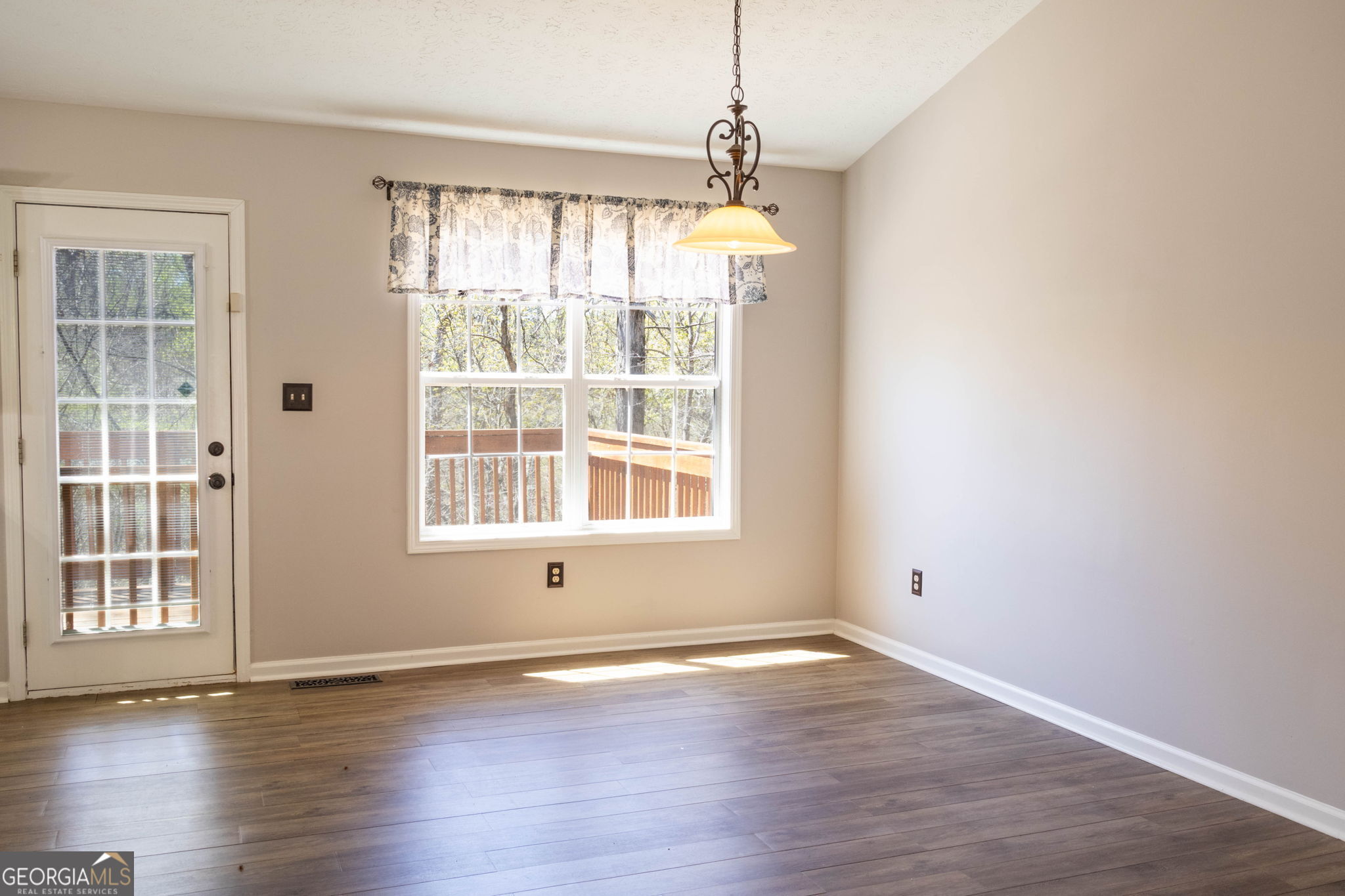 5758 Riley Farm Road Lula GA 30554