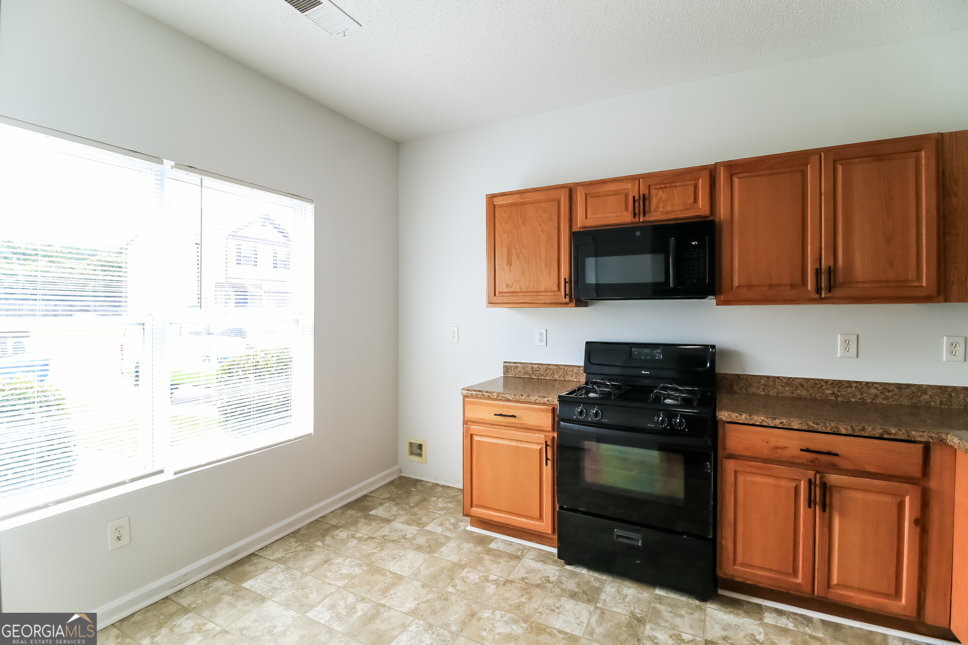 6090 Oak Bend Court Riverdale GA 30296