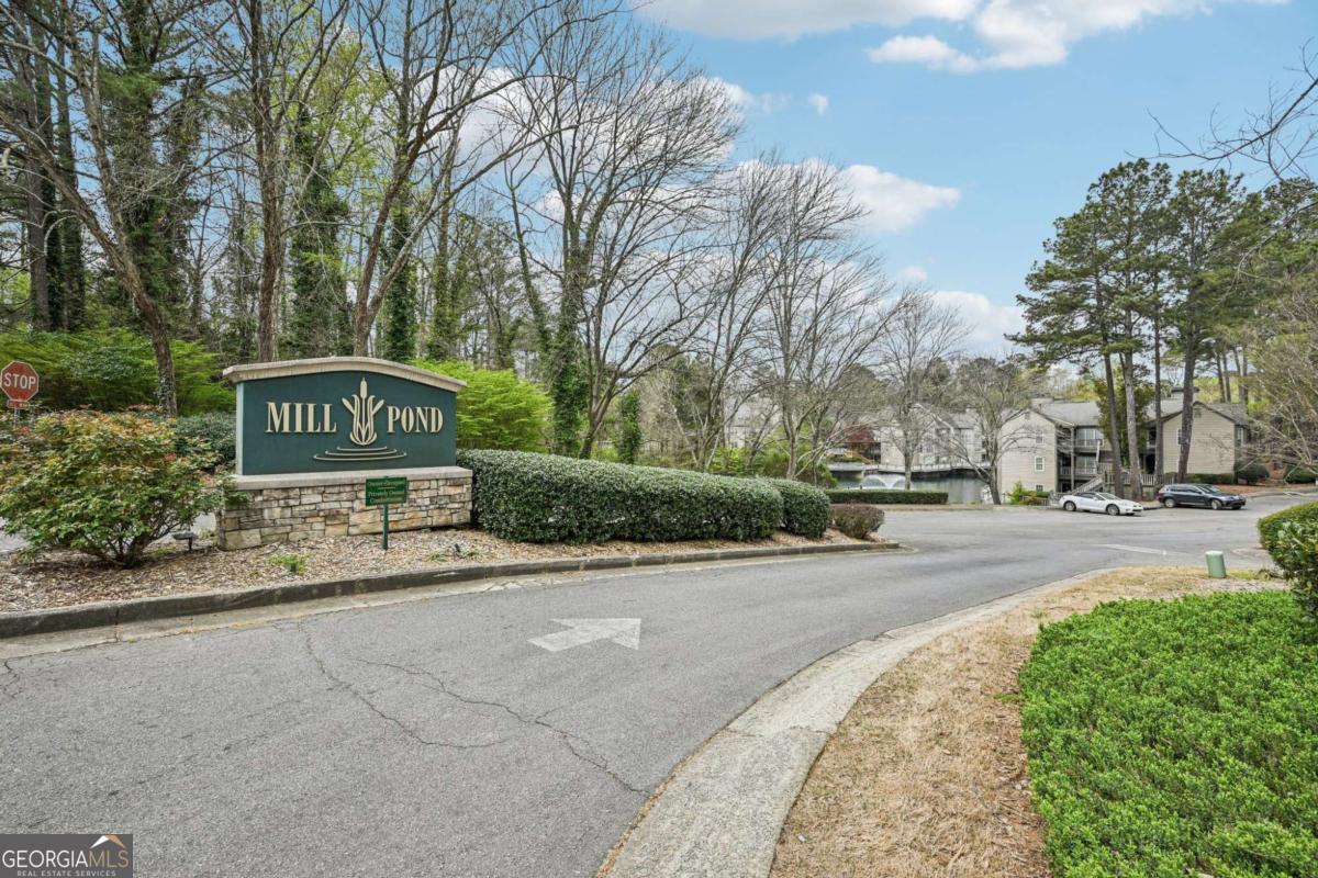 1006 Mill Pond Drive SE Smyrna GA 30082