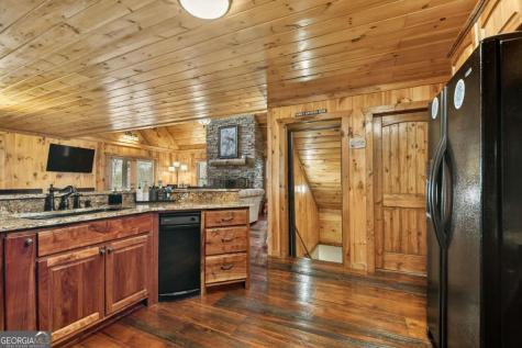 71 Rising Fawn Drive Mineral Bluff GA 30559